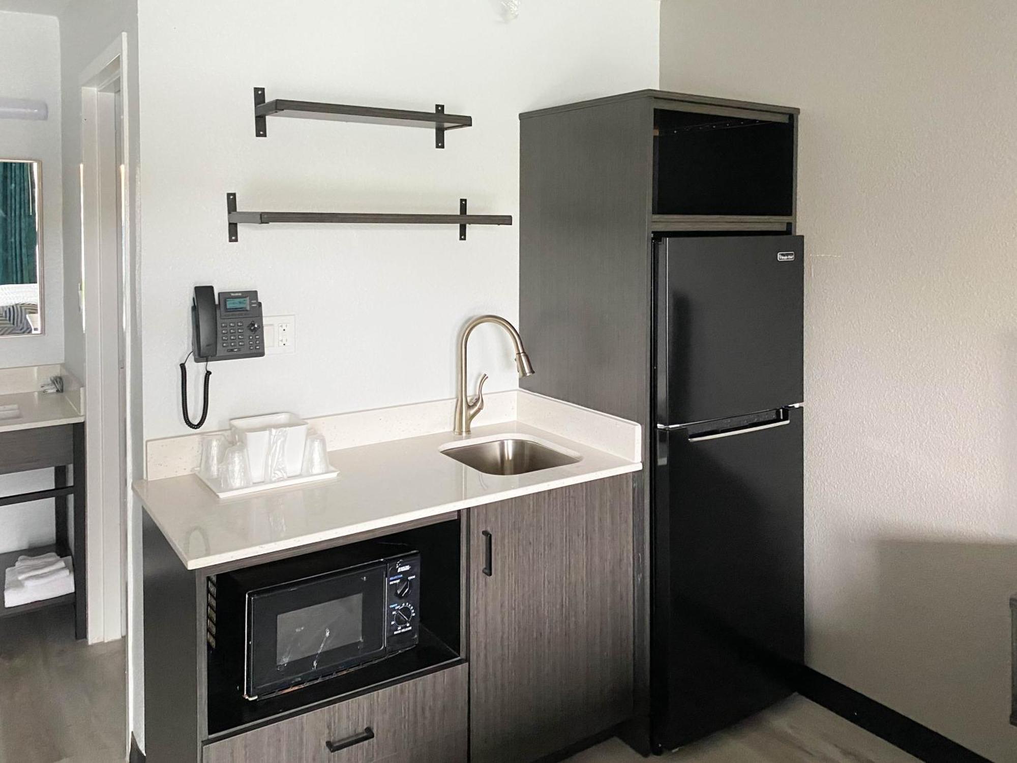 Quadruple Room - Disability Access - Non-Smoking