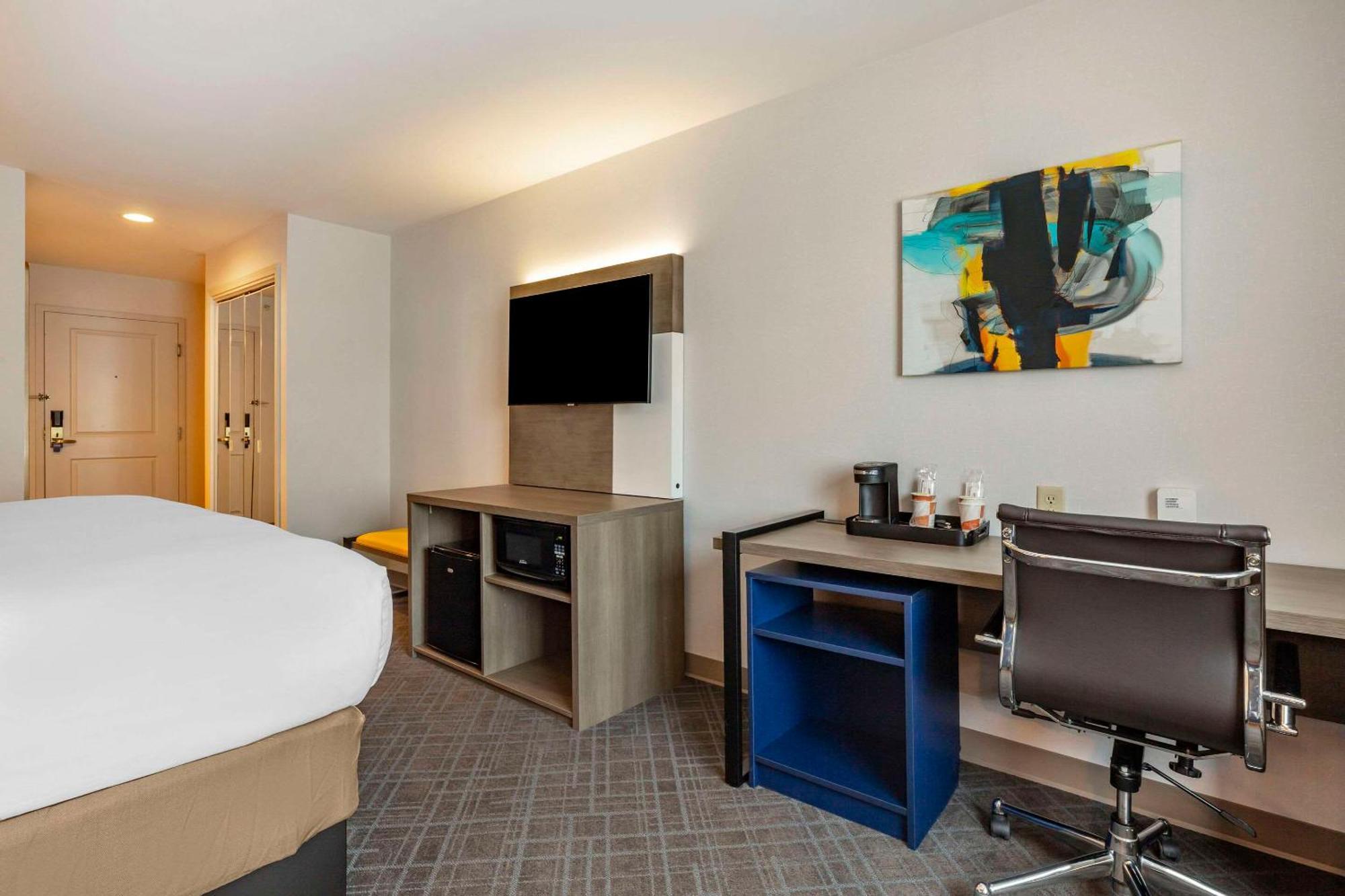 King Room - Accessible/Non-Smoking
