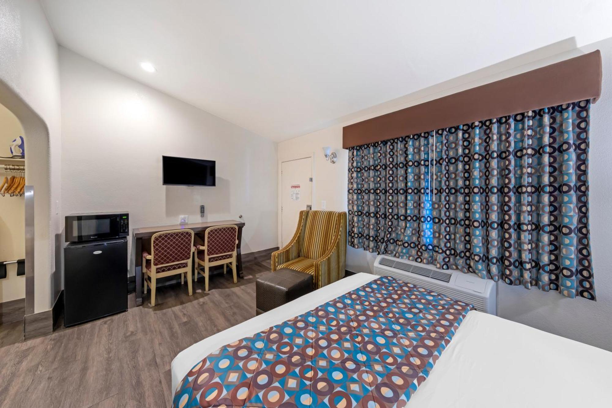 Family Two-Bedroom Suite