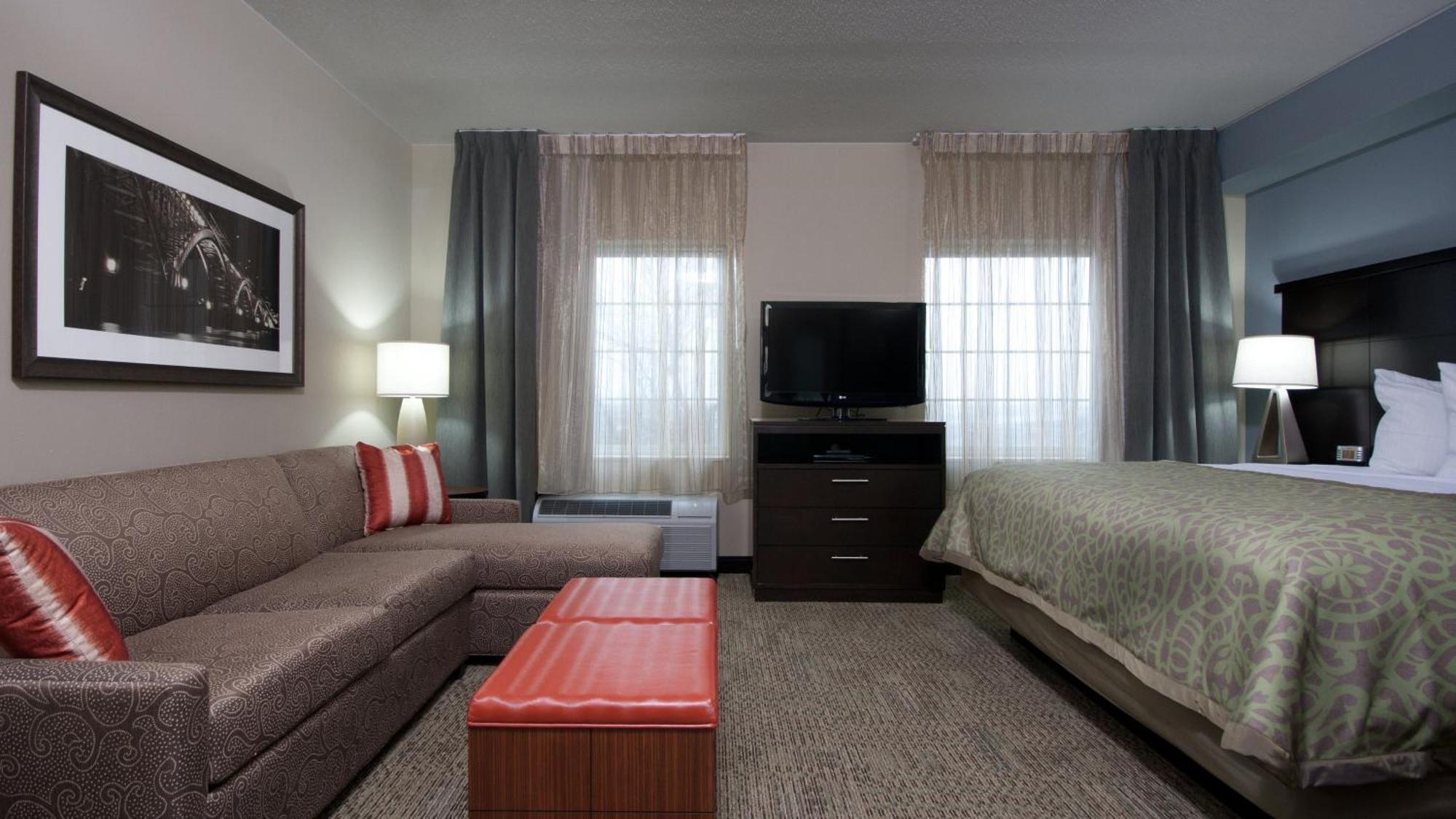 King Studio Suite