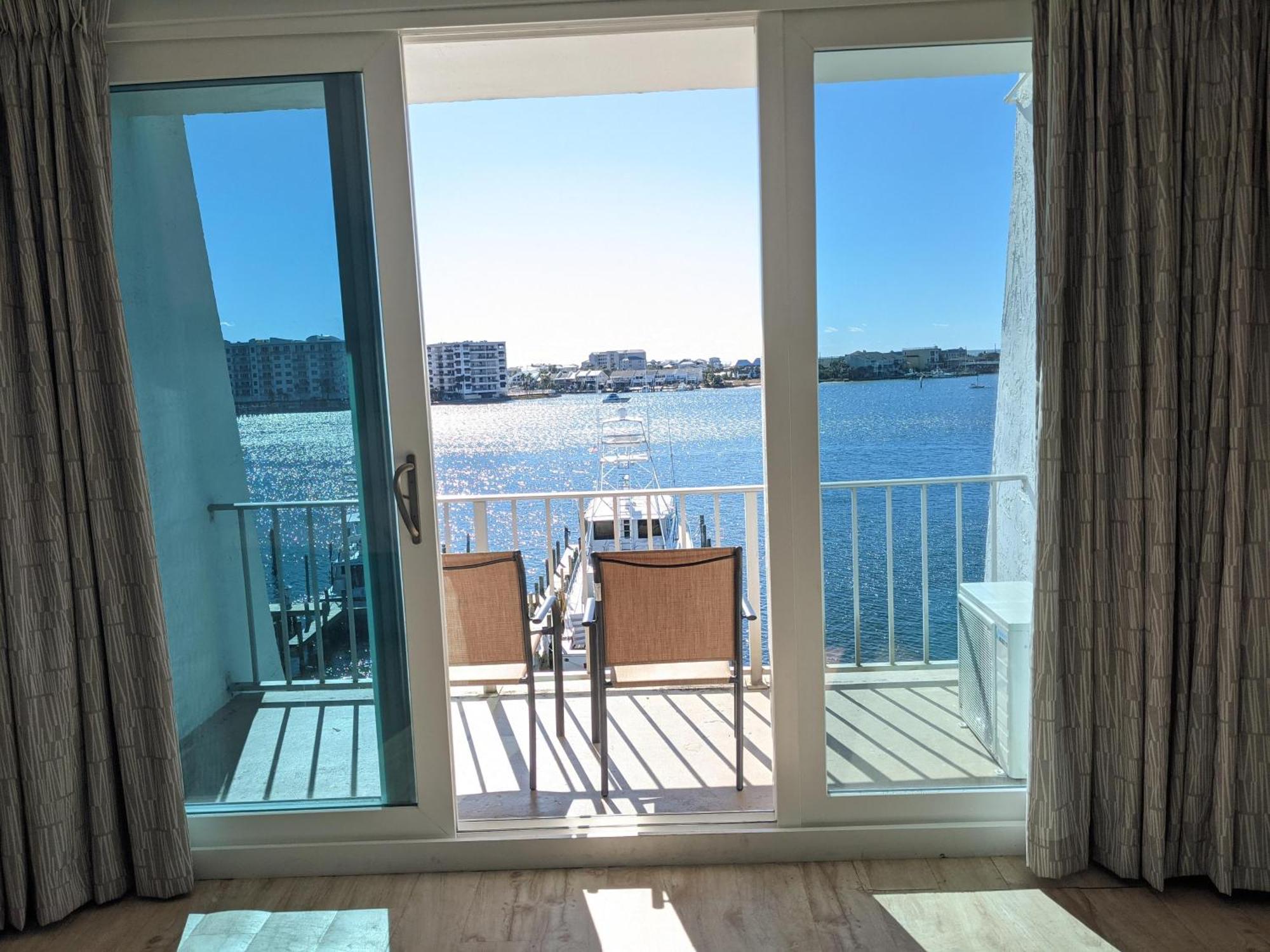 Queen Room Two Queen Beds Harbor View Non-Smoking
