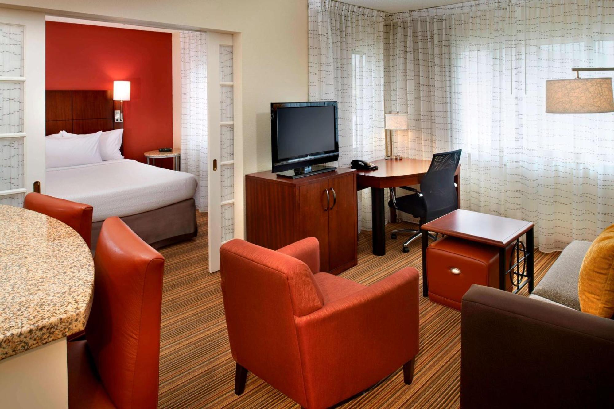Hearing Accessible One Bedroom Suite Queen