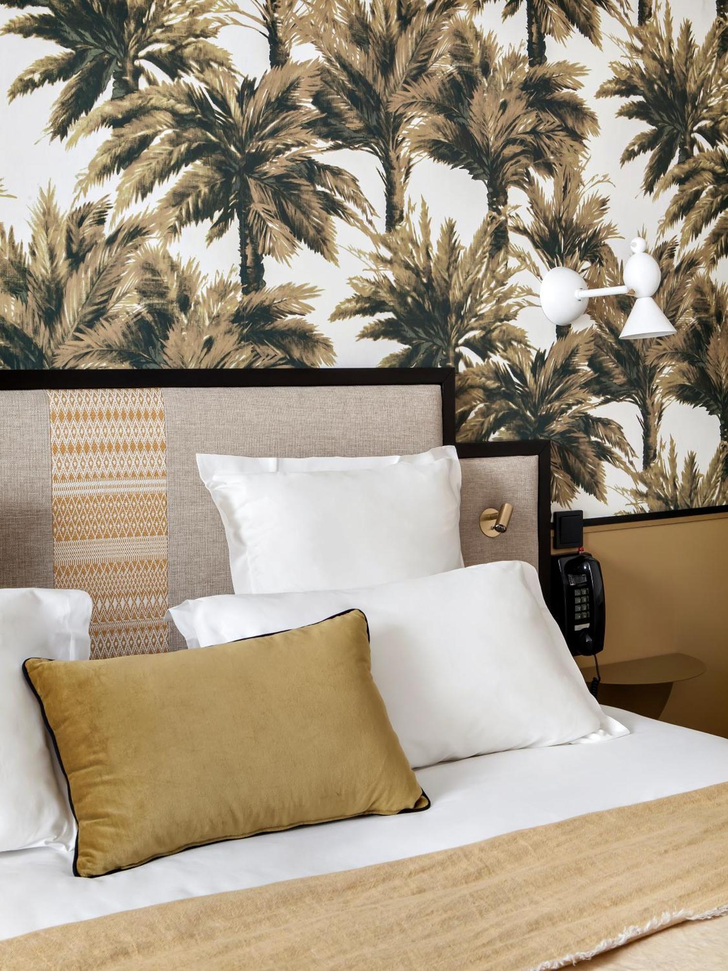 Deluxe Room "Palm"