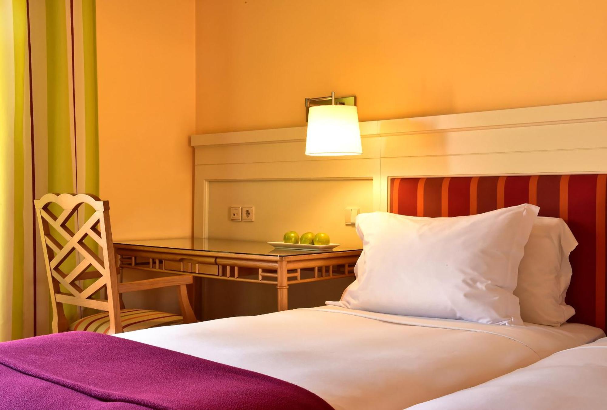 Double or Twin Room Garden View