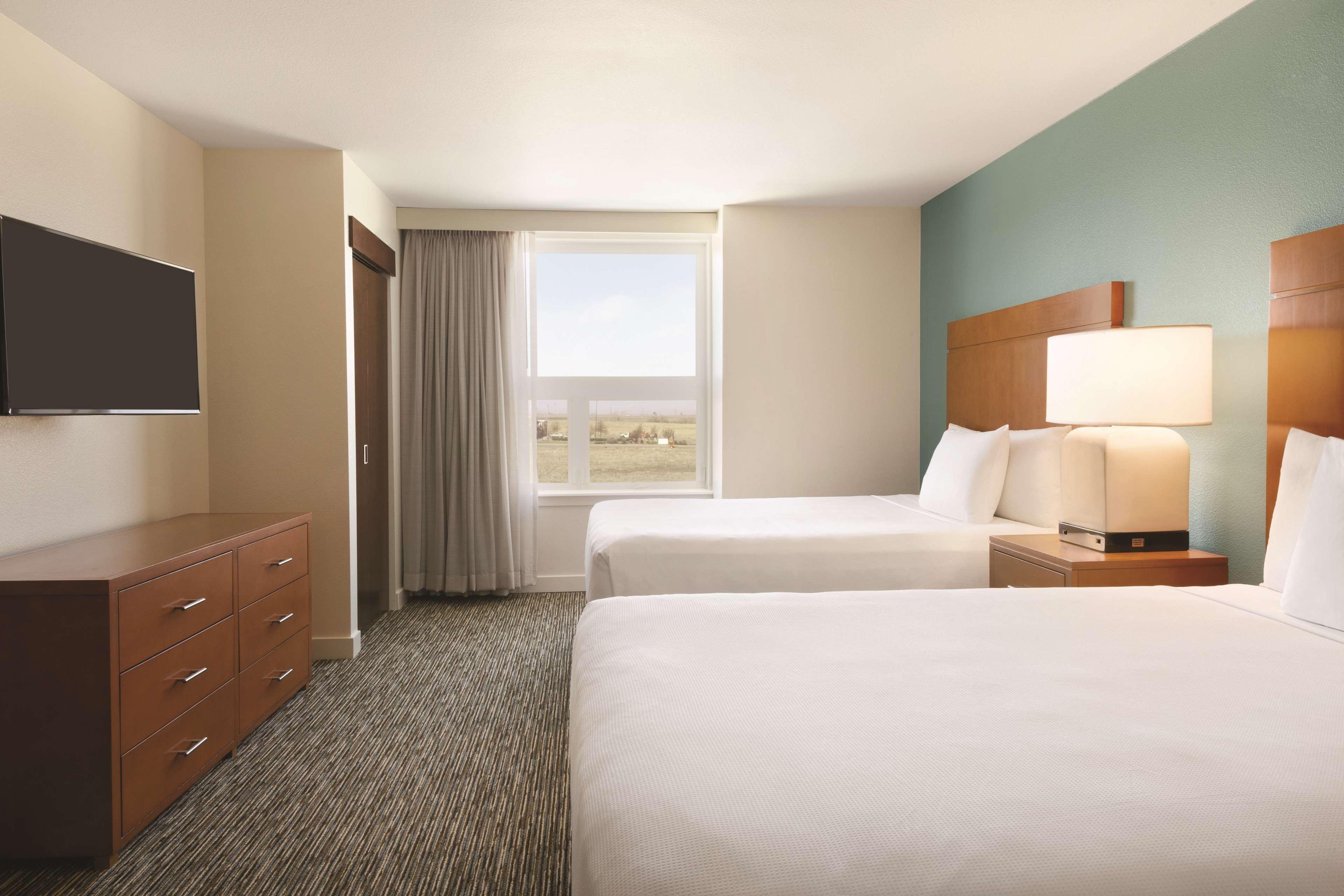 Two-Bedroom King Suite
