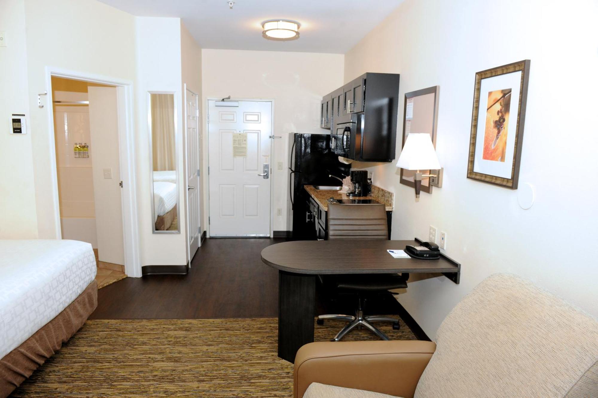 Queen Studio Suite