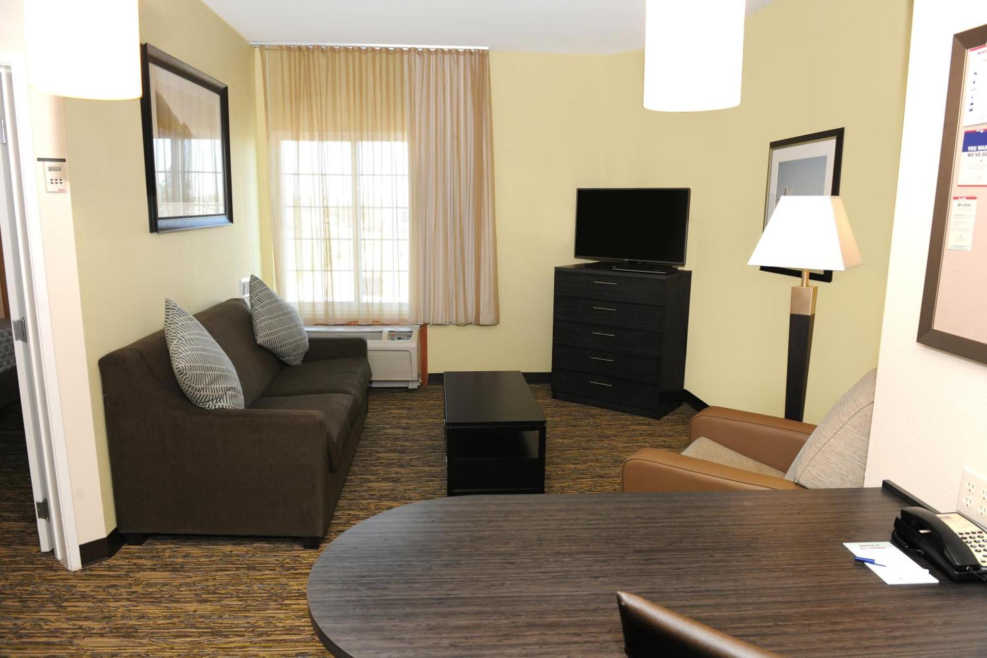 One-Bedroom Suite