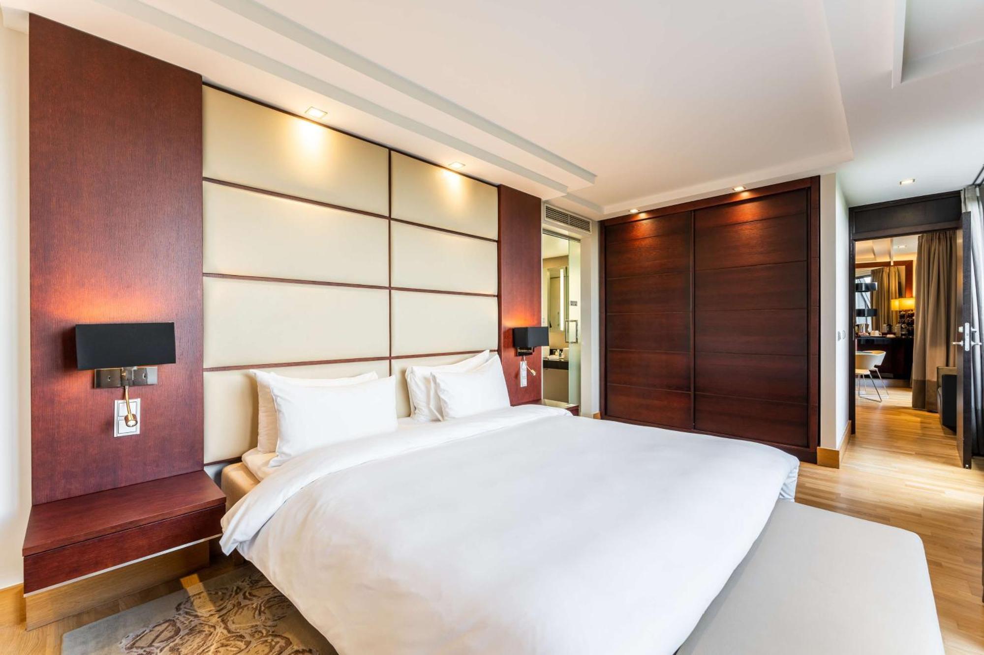 Suite Panoramic View