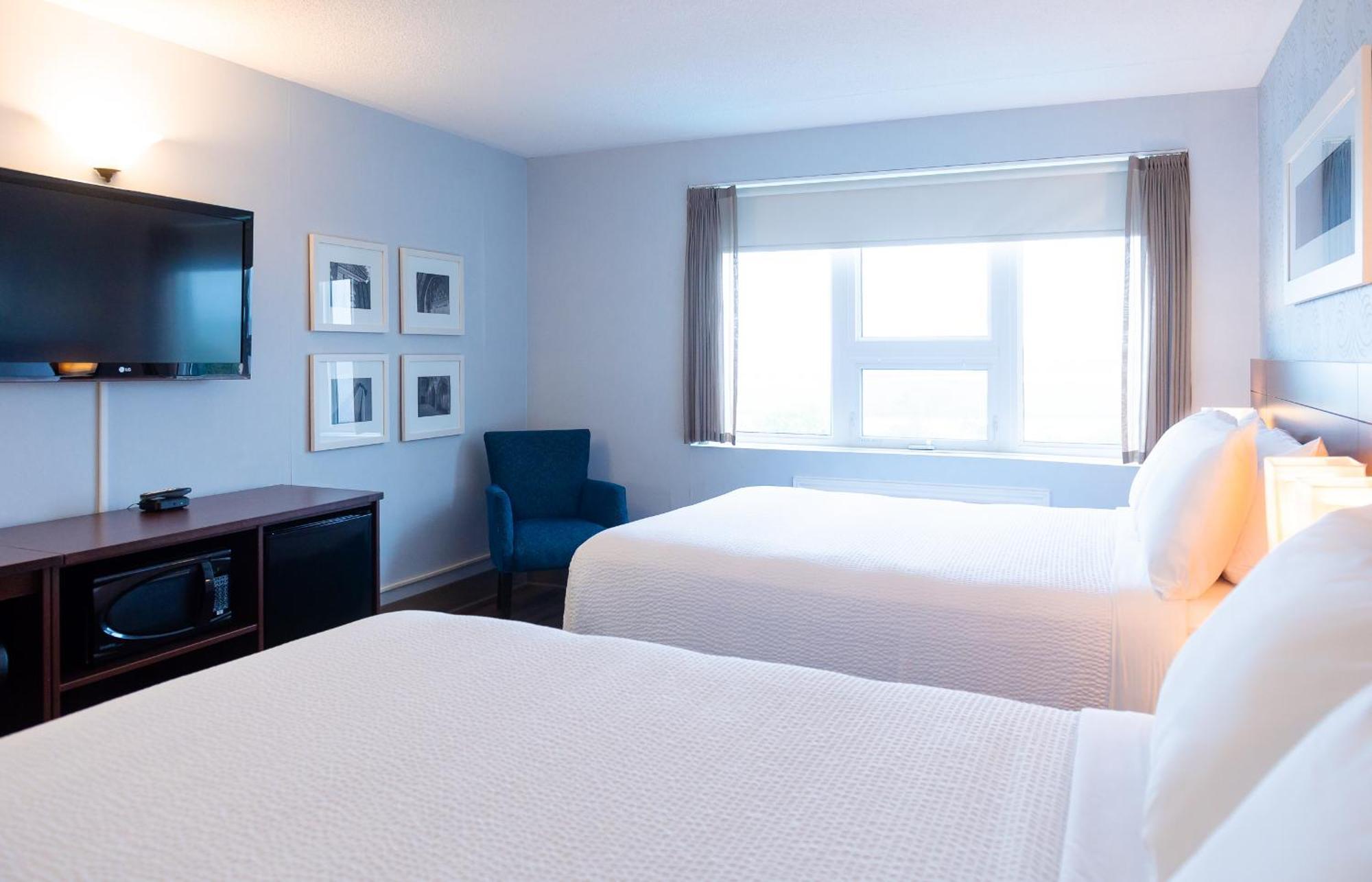 Standard Queen Room Two Queen Beds