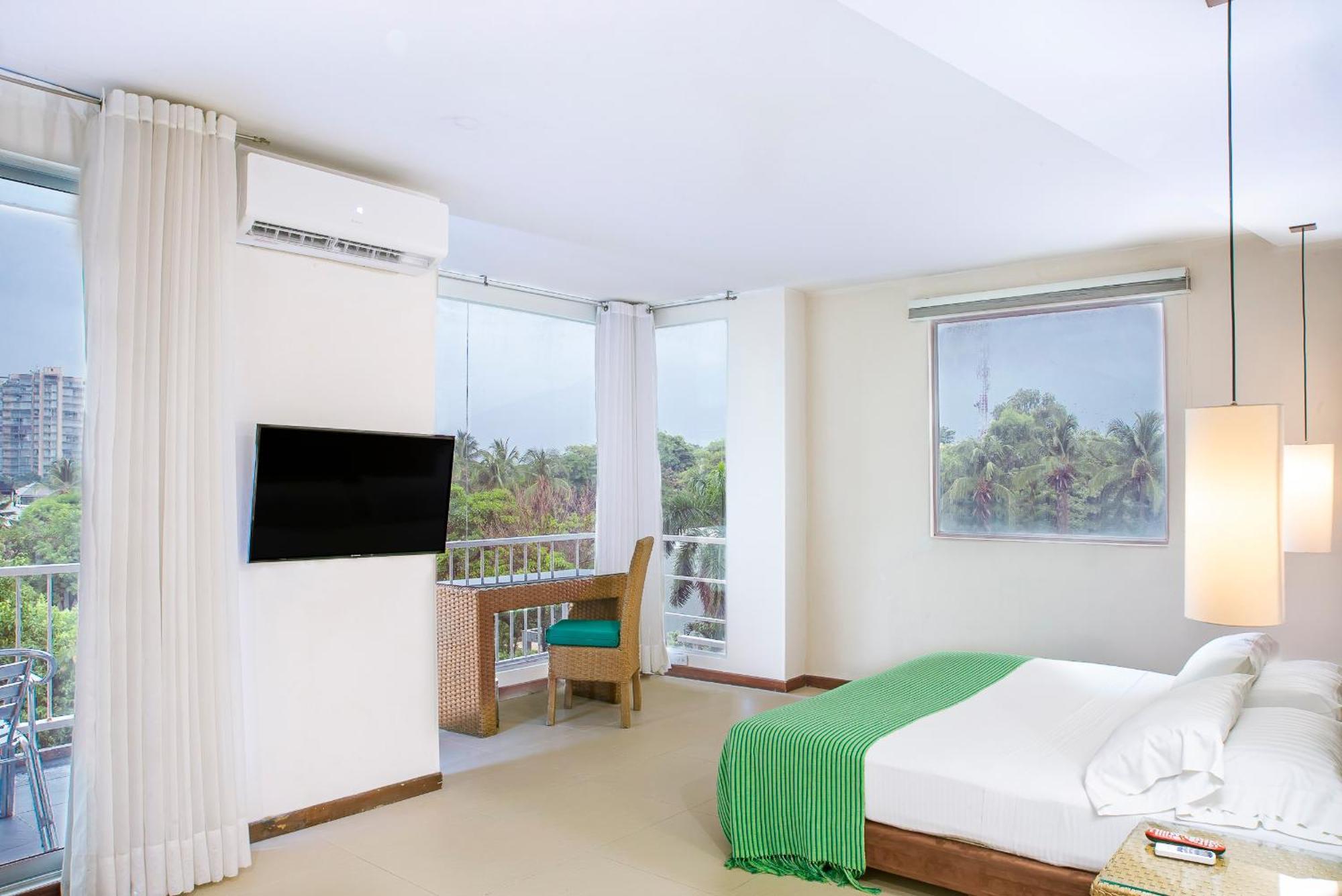 Deluxe Double Room with Balcony
