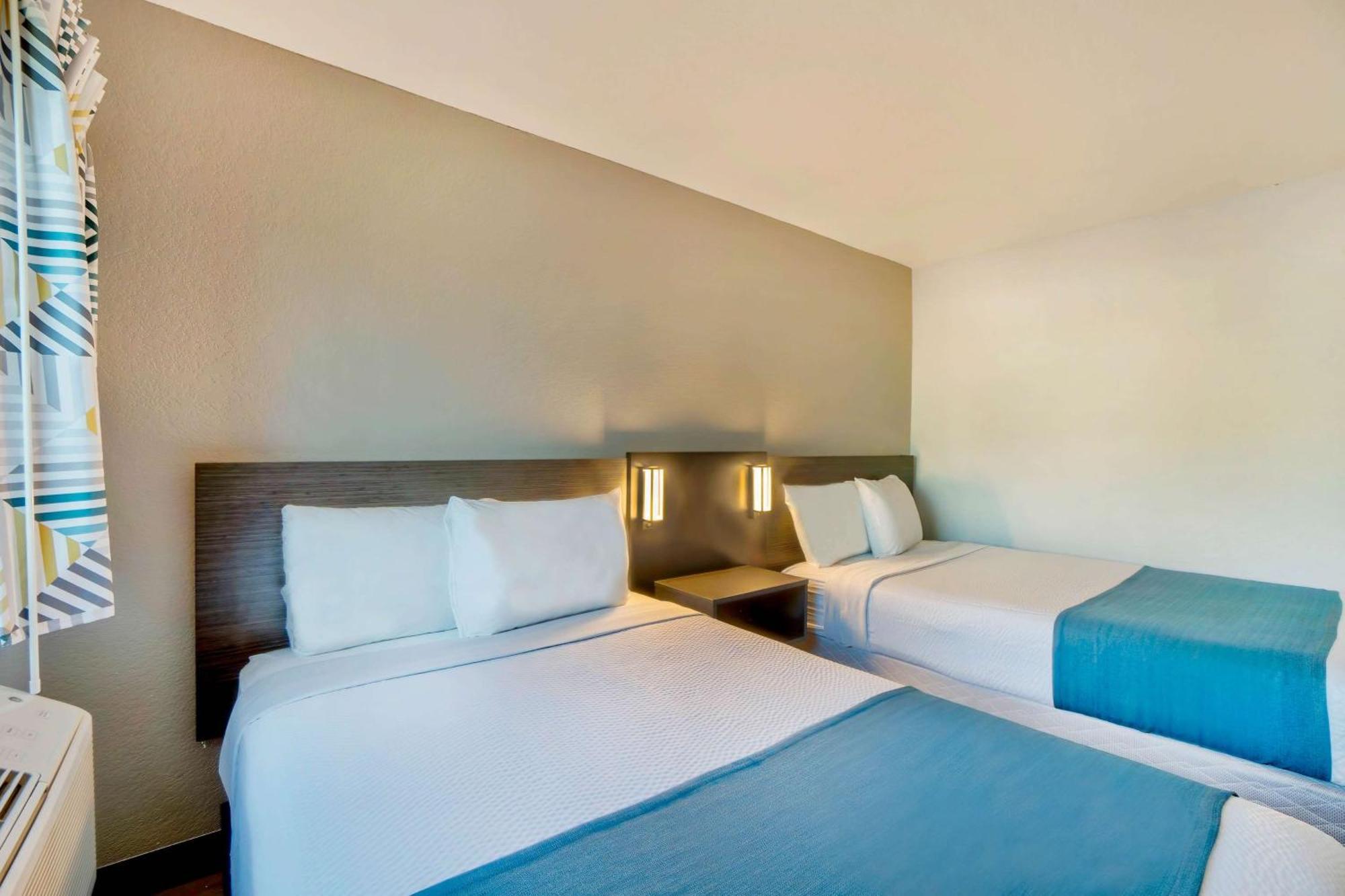 Quadruple Room Non-Smoking