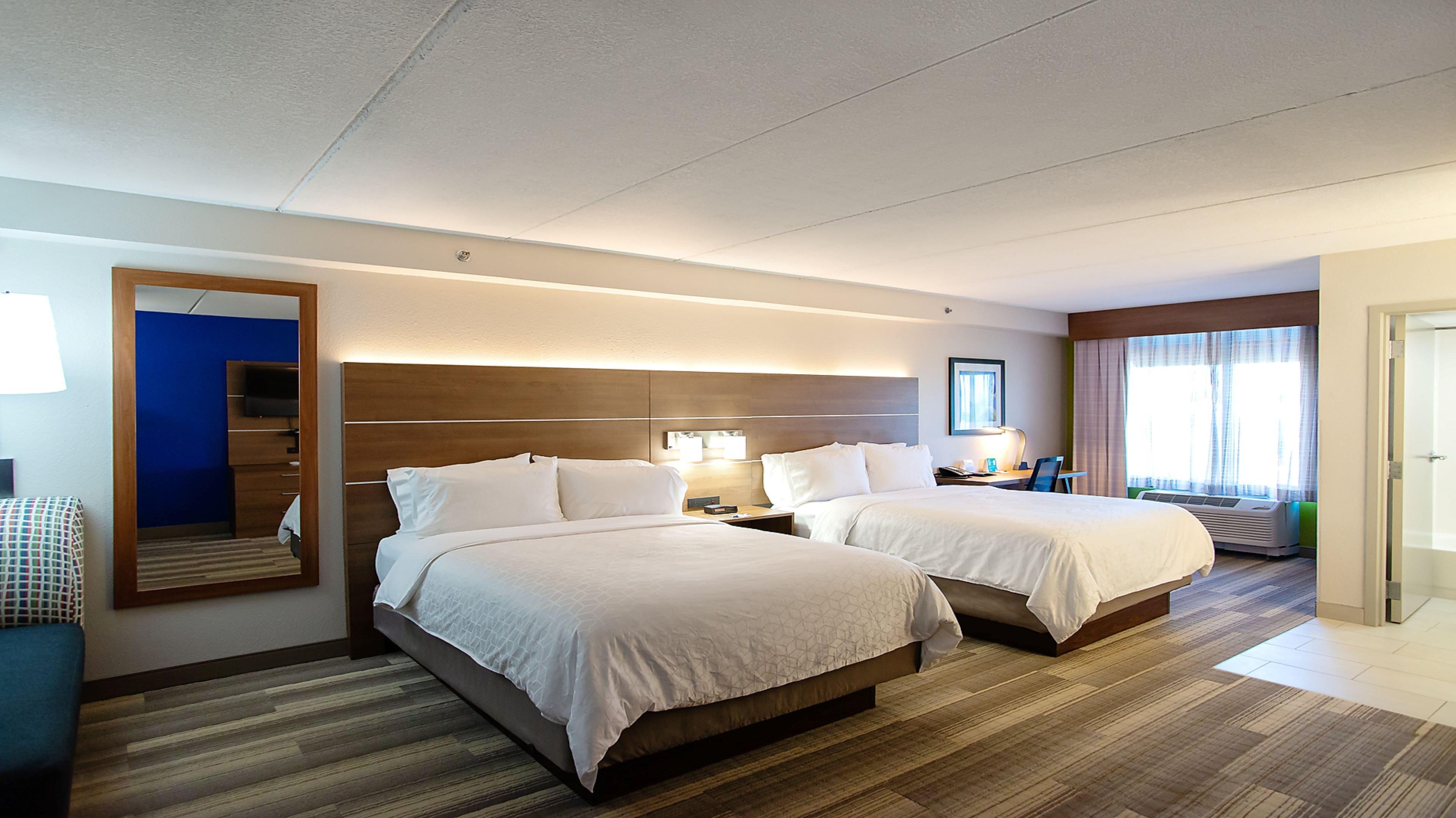 Standard Room with Two Queen Beds