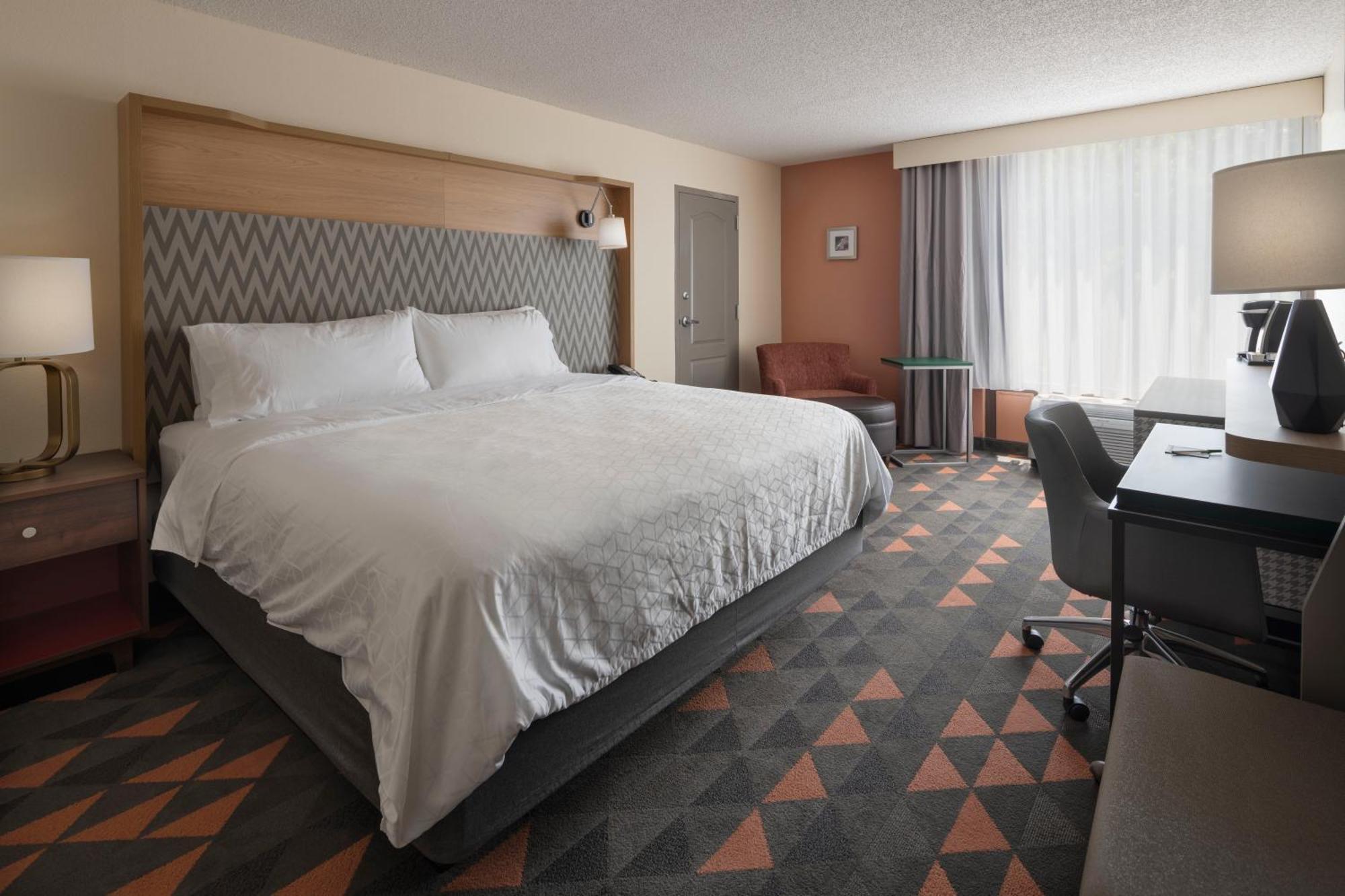 Standard King Room