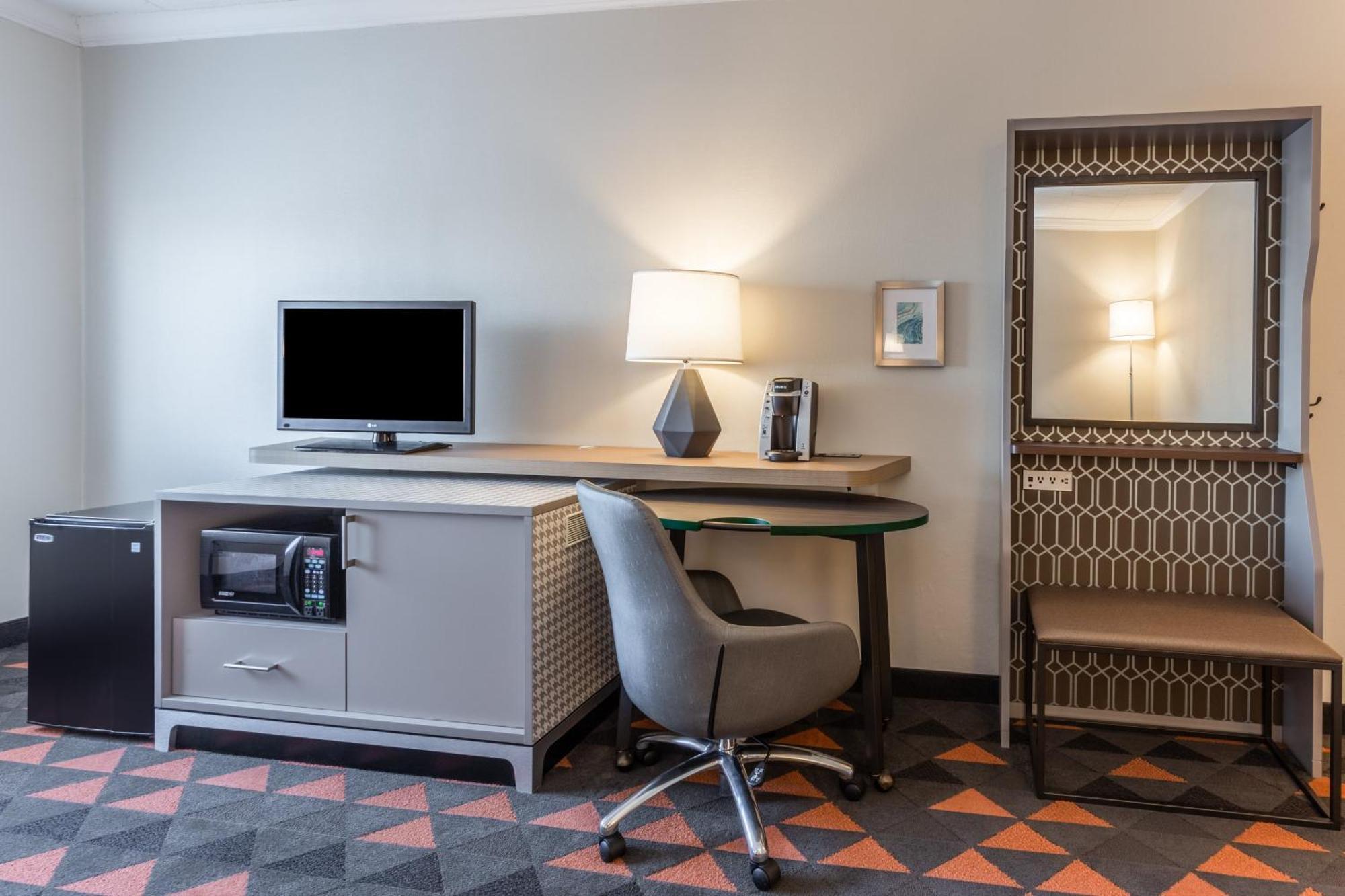 Premium King Room with Sofa Bed