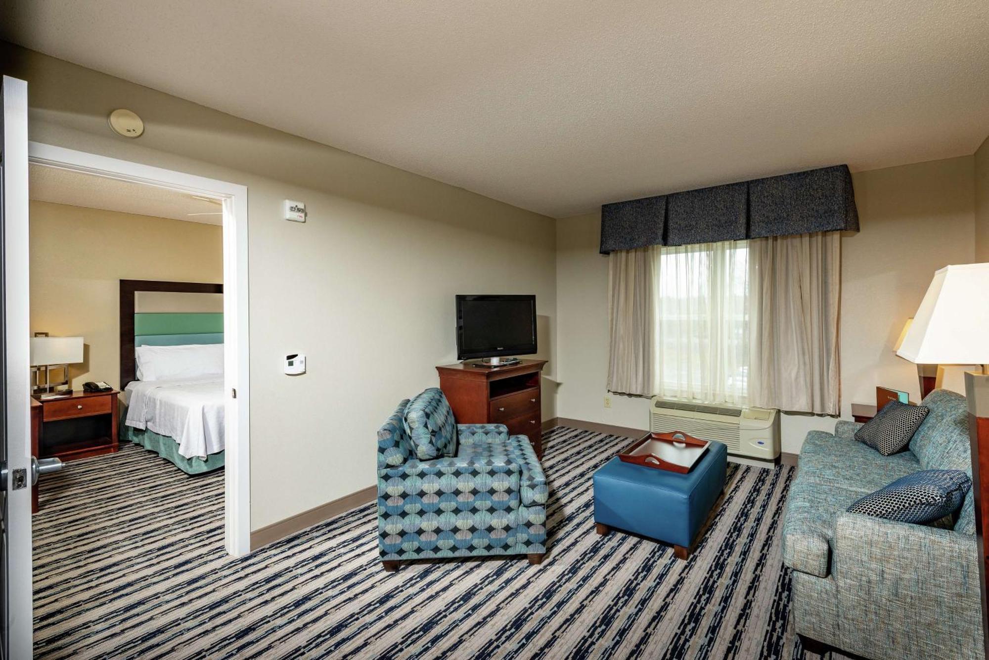 One-Bedroom King Suite Non-Smoking