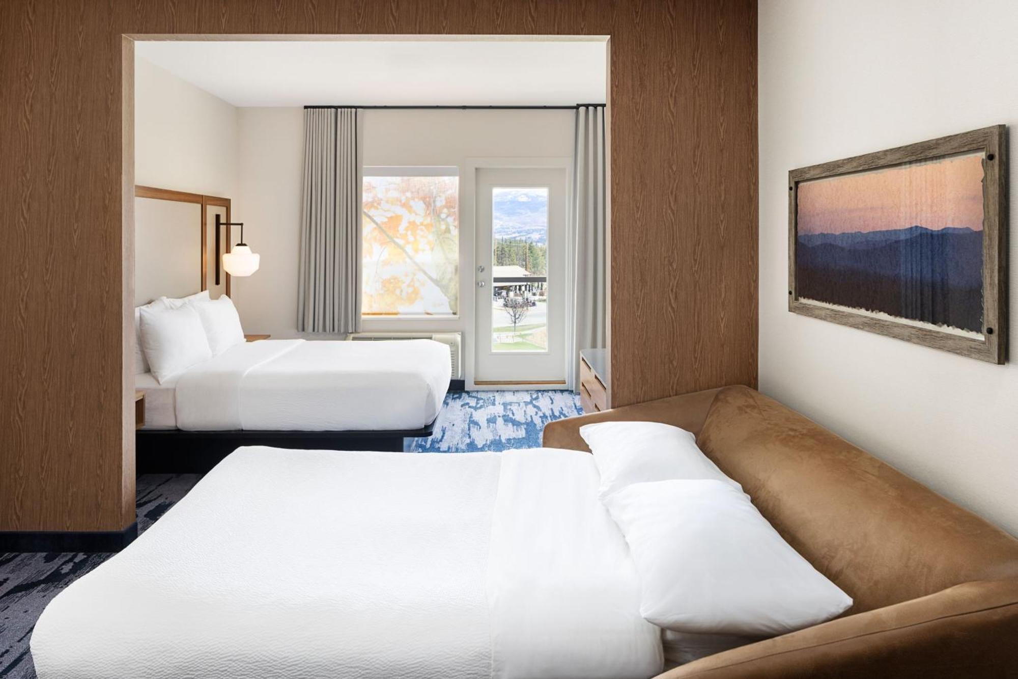 One-Bedroom Suite One Queen Bed One King Bed Sofa Bed