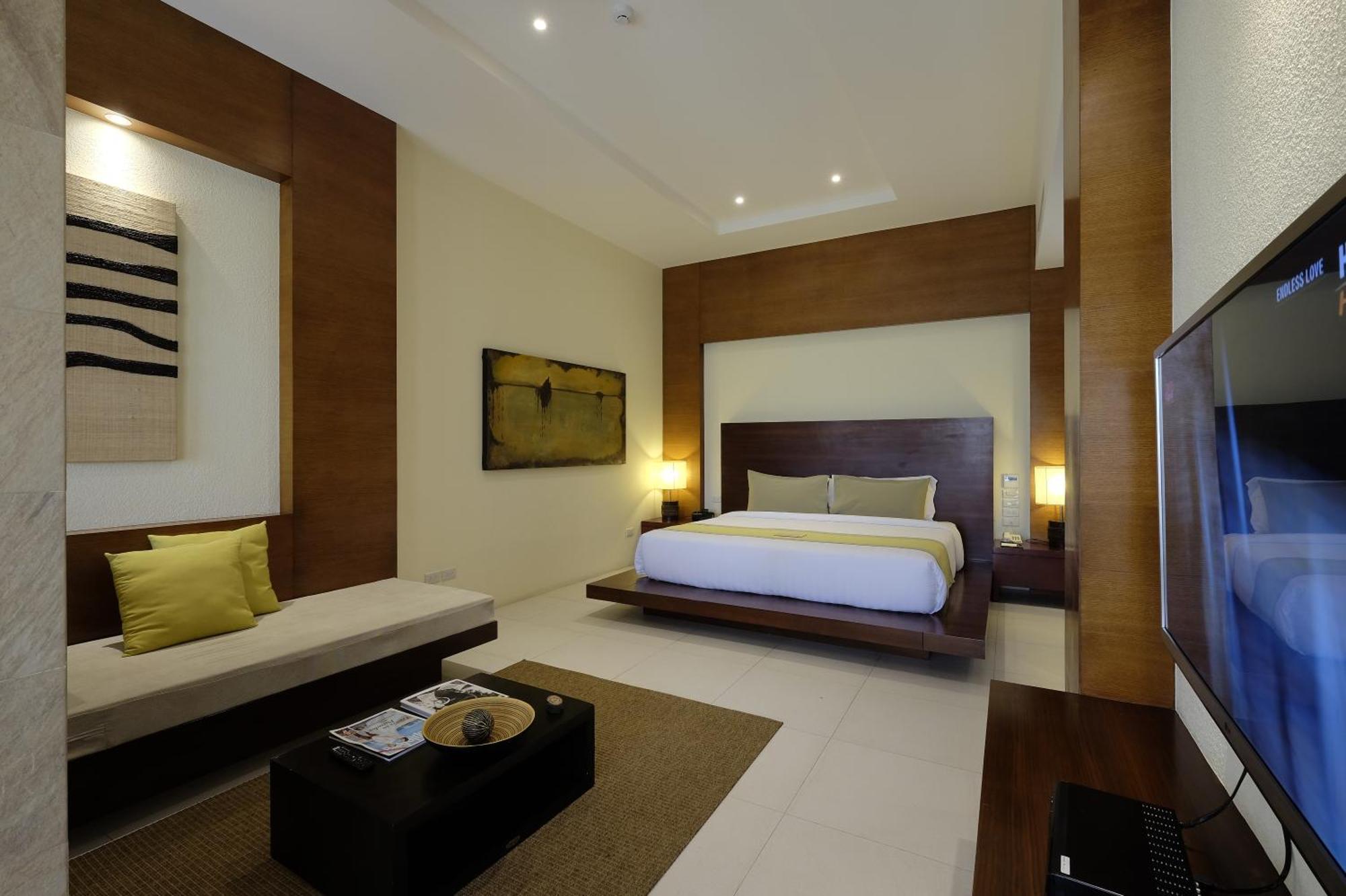 Deluxe Double or Twin Room