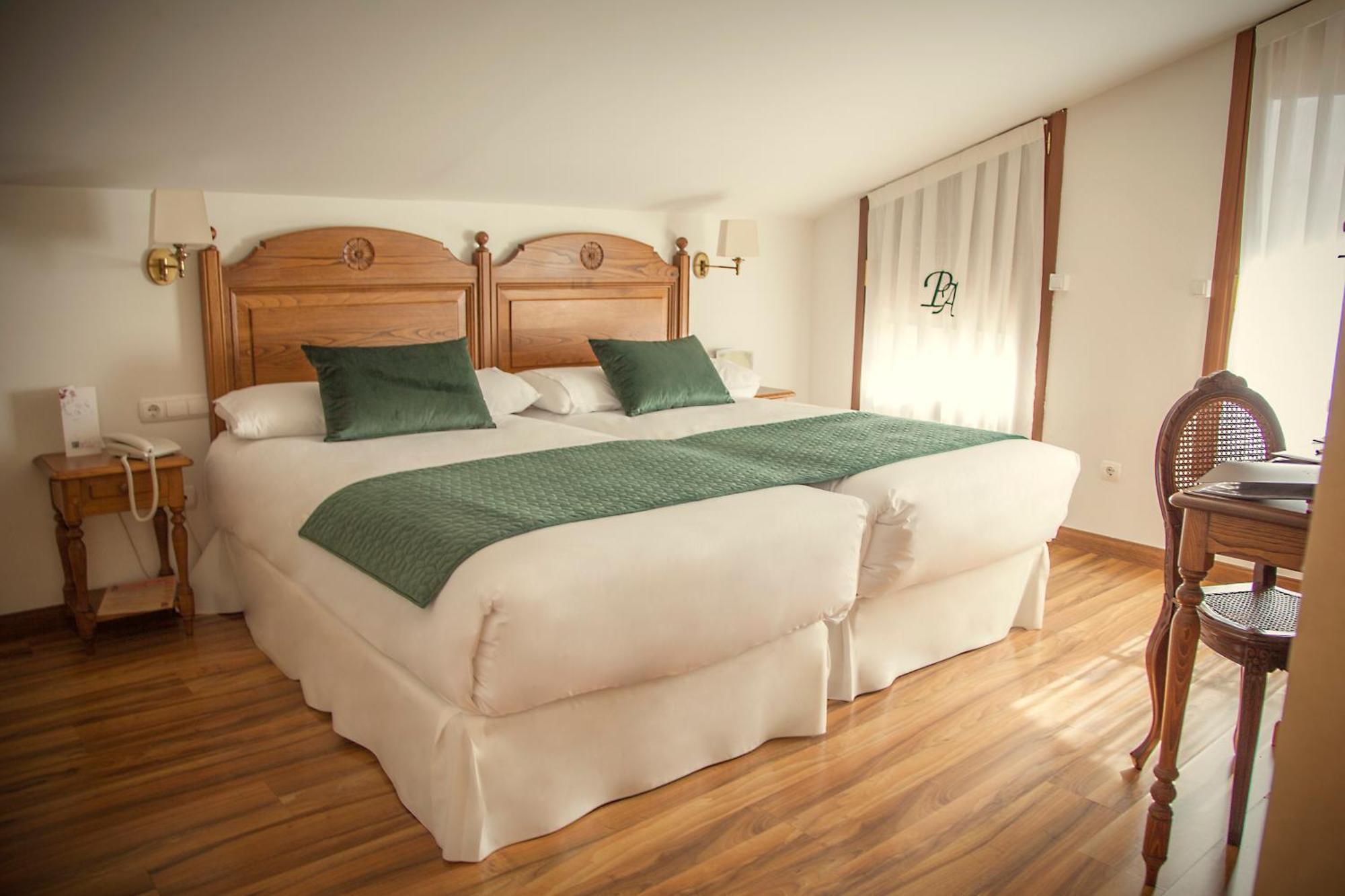 Twin Room,786437637:JPEG