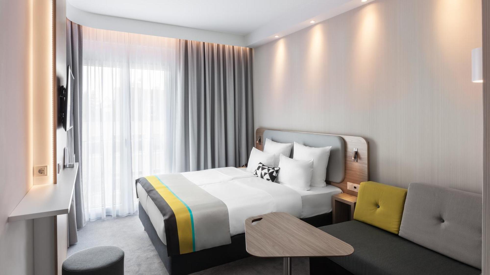 Standard Room Two Single Beds