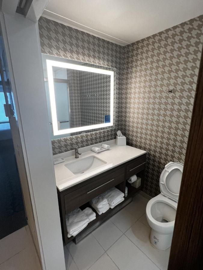 Queen Studio Suite
