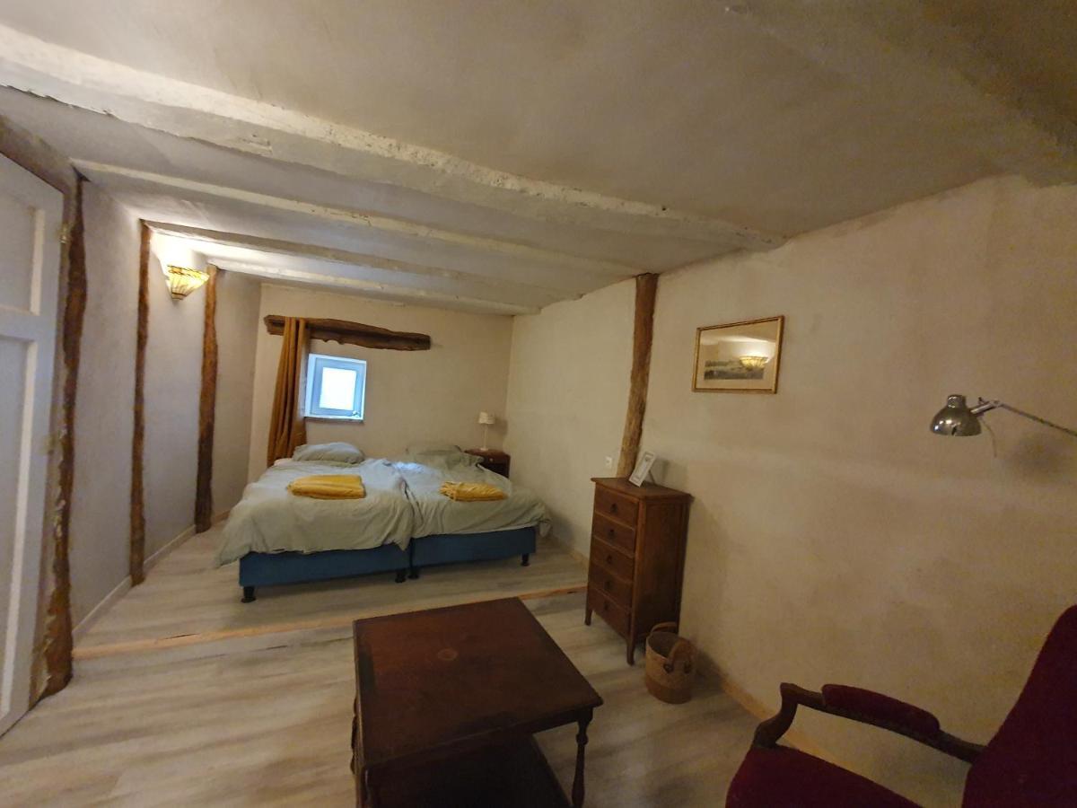 Double Room Private Bathroom