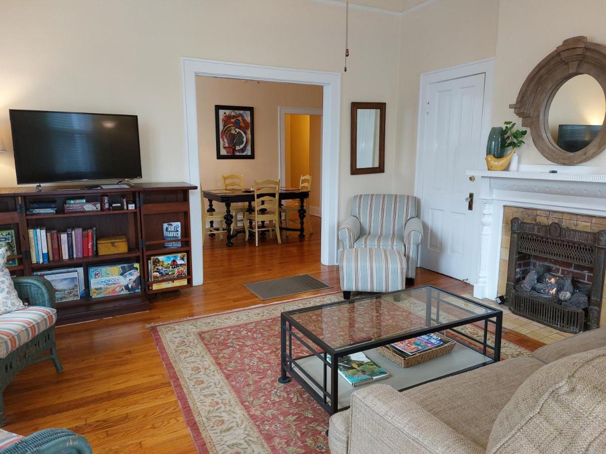 One-Bedroom Cottage