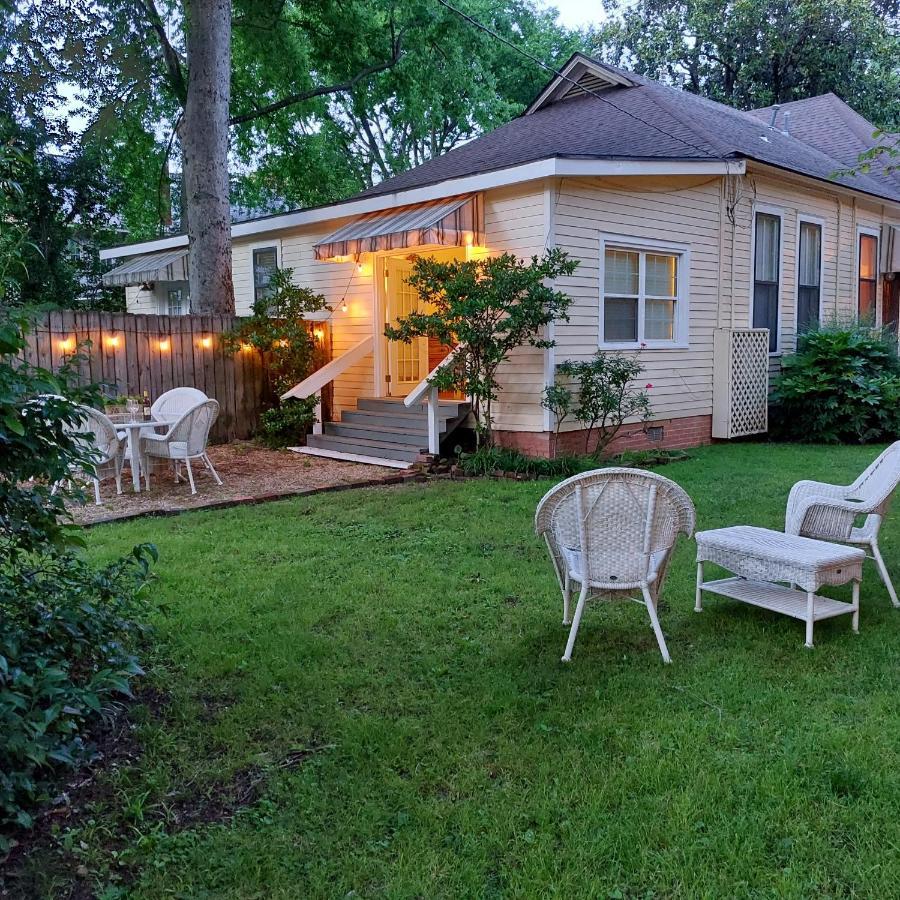 One-Bedroom Cottage