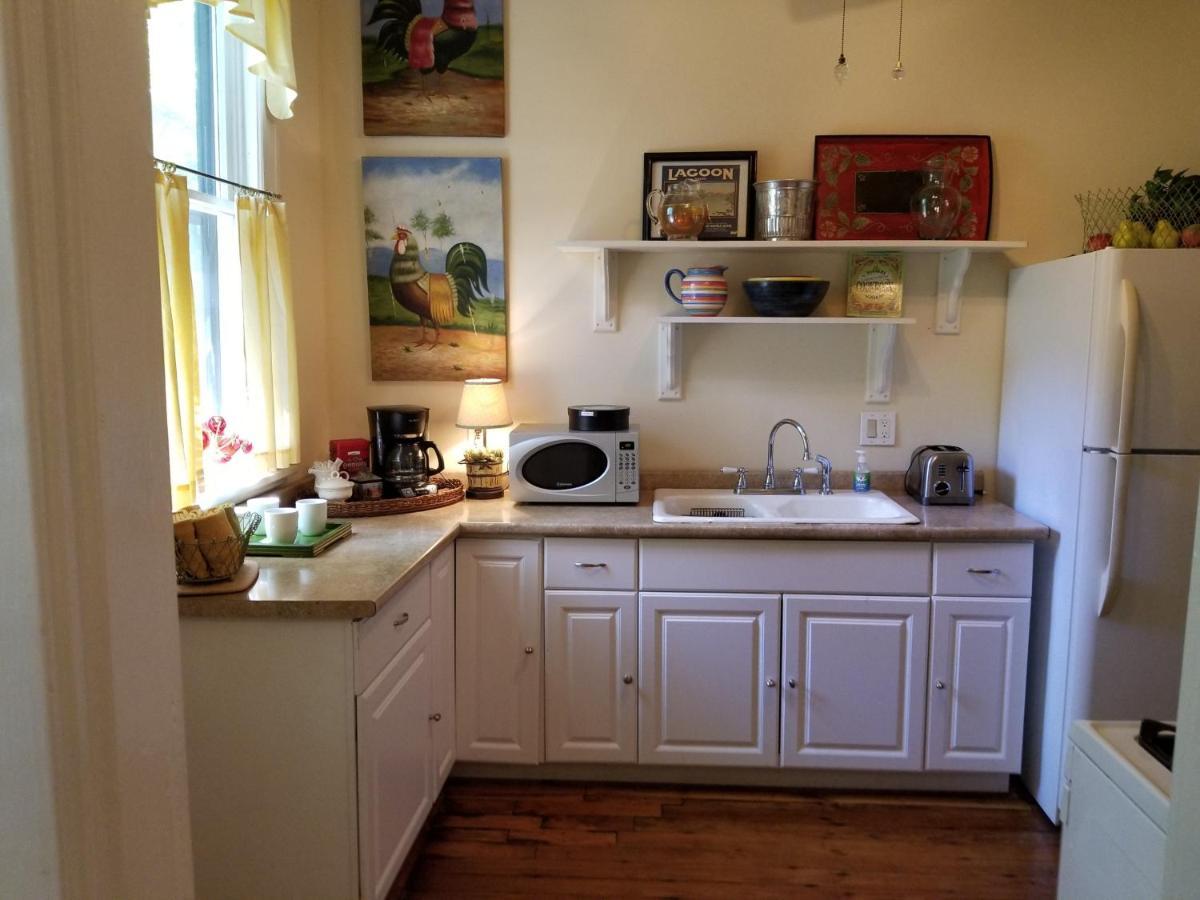 One-Bedroom Cottage