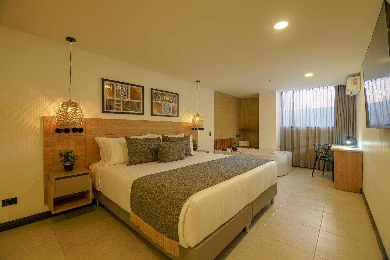 Queen Room Spa Bath