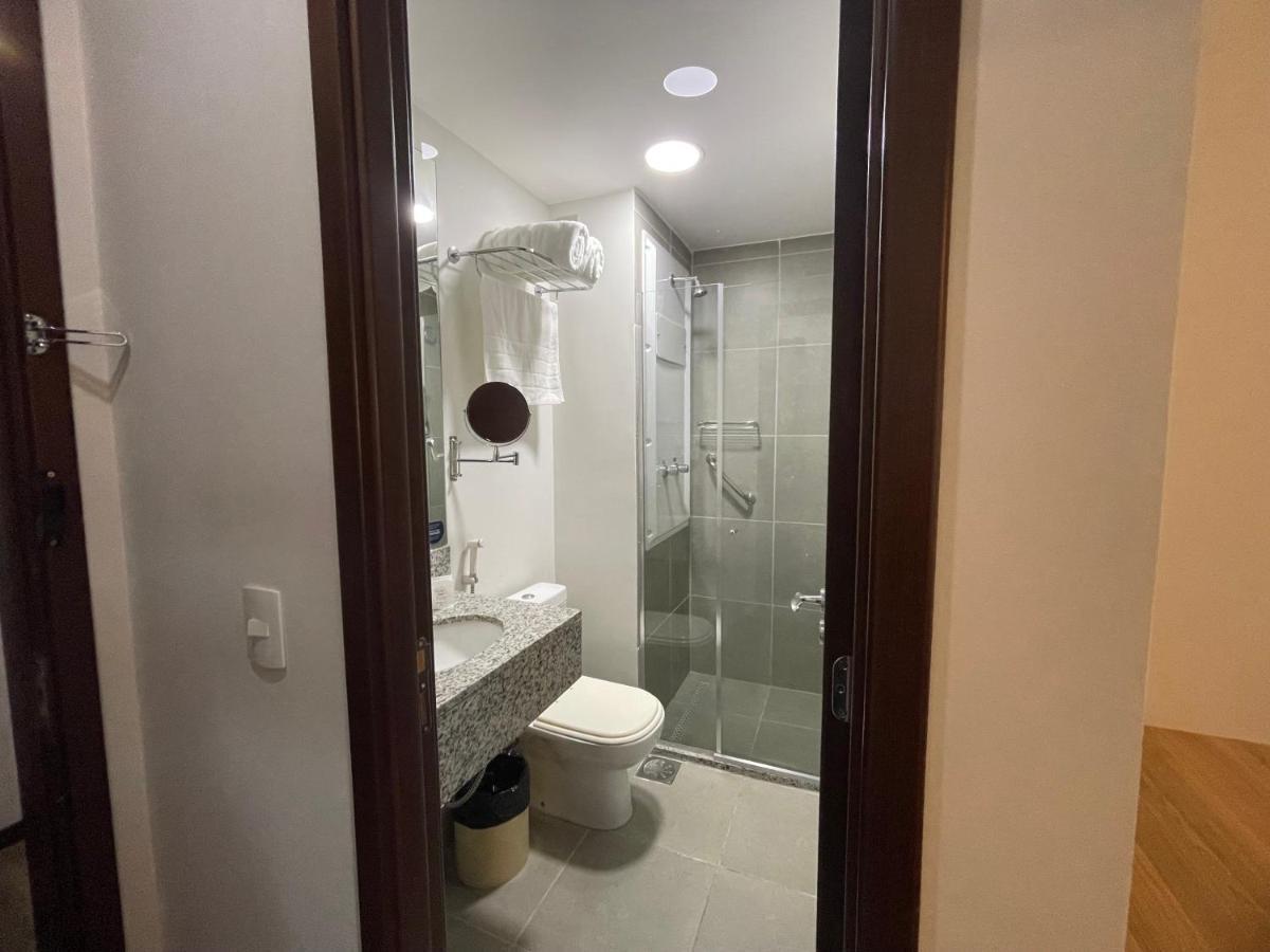 Quarto Deluxe com Cama de Casal ou 2 de Solteiro