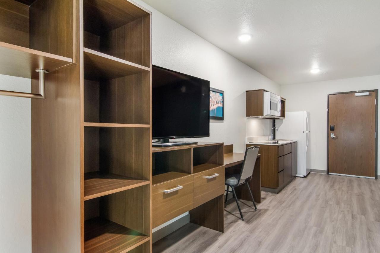 QUEEN SUITE