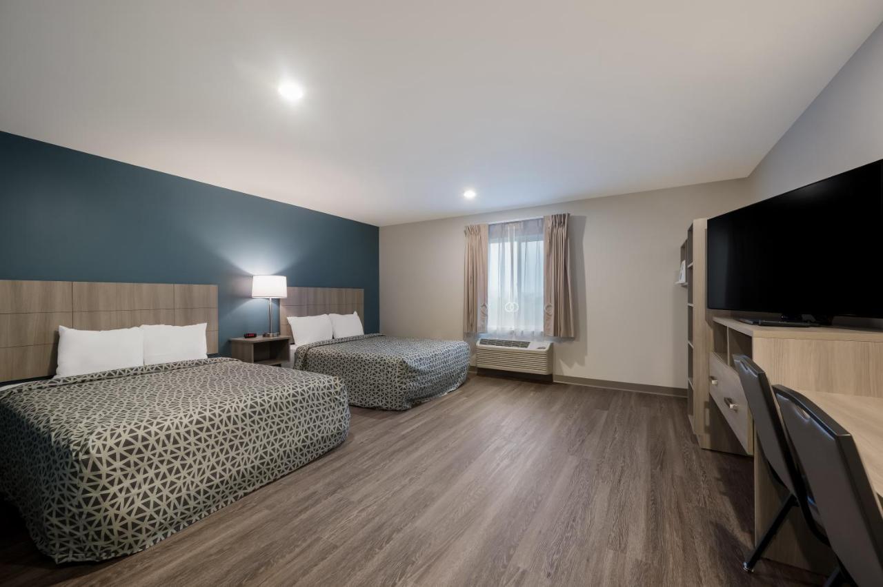 QUEEN SUITE TWO QUEEN BEDS ACCESSIBLE
