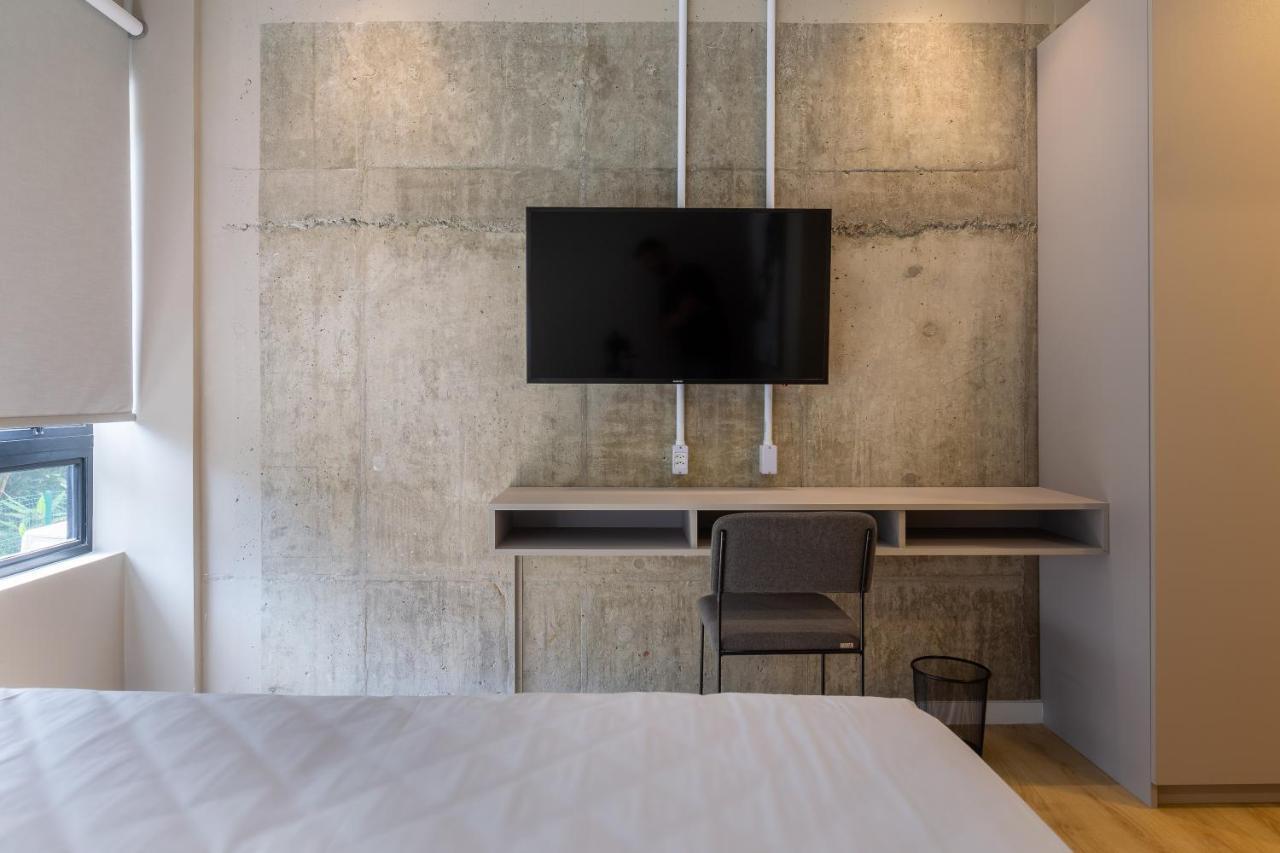 Double or Twin Room Private Bathroom
