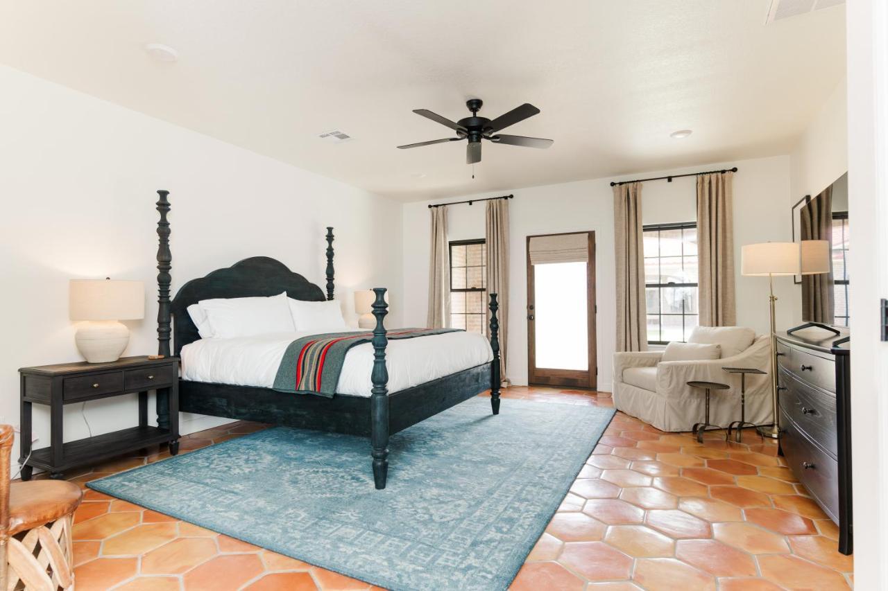 One-Bedroom Villa