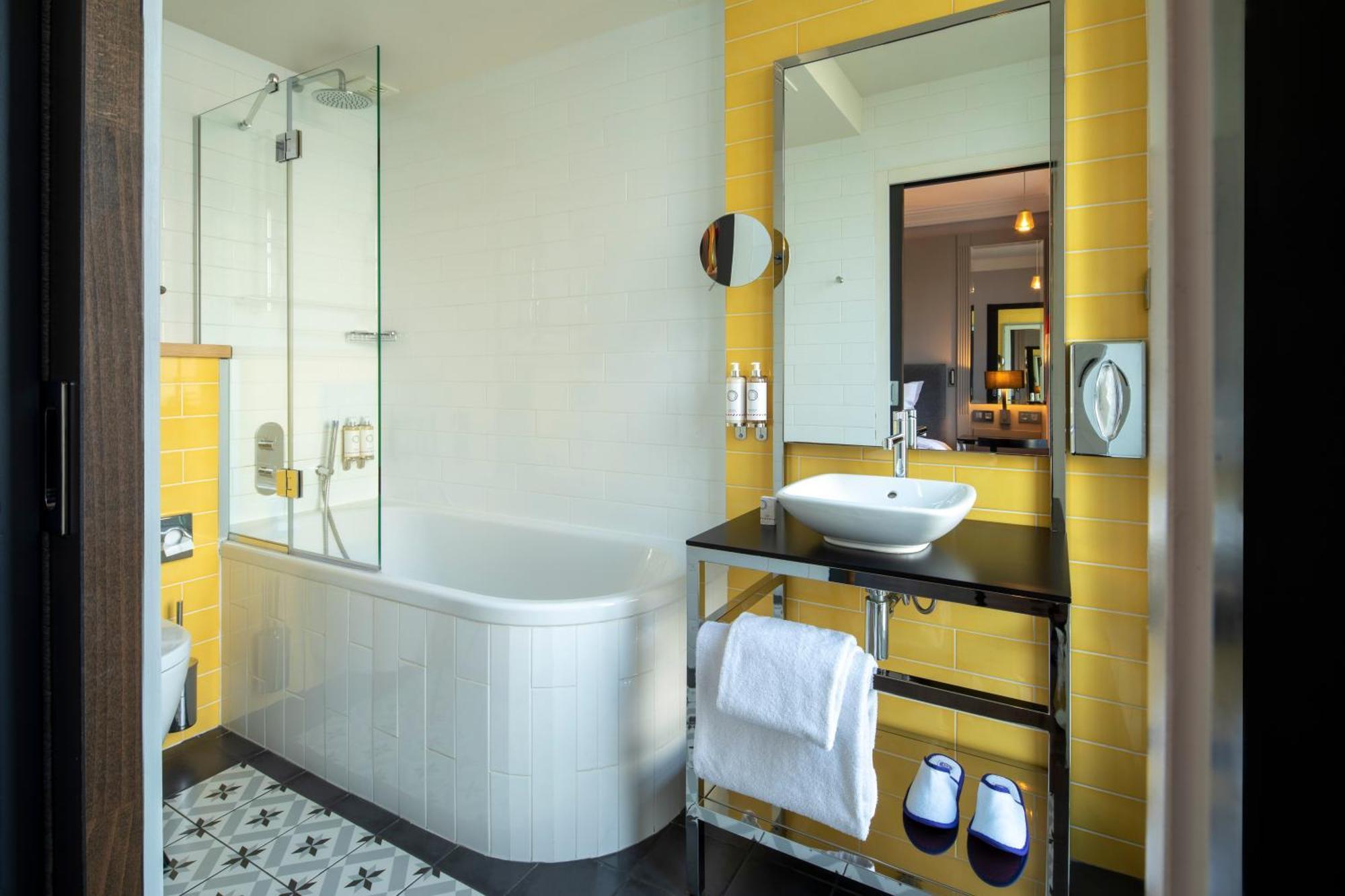 Superior Room Spa access