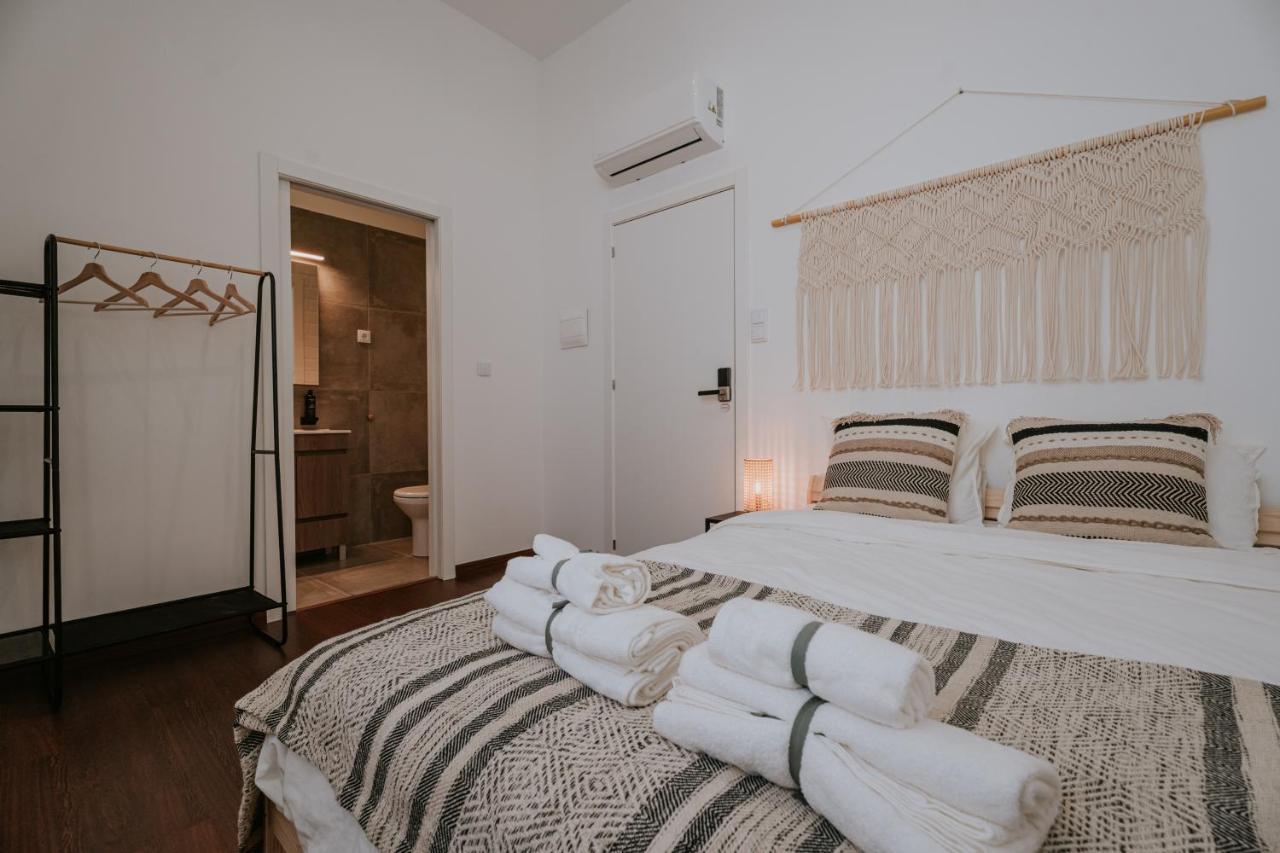 Quarto Duplo com Casa de Banho Privativa
