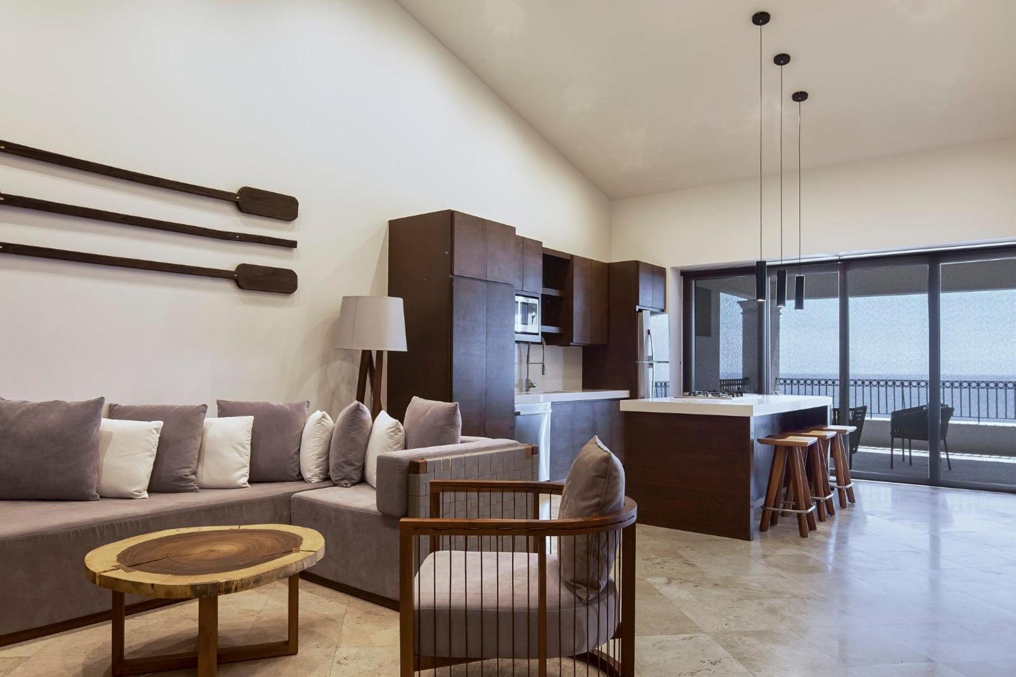 One-Bedroom Suite