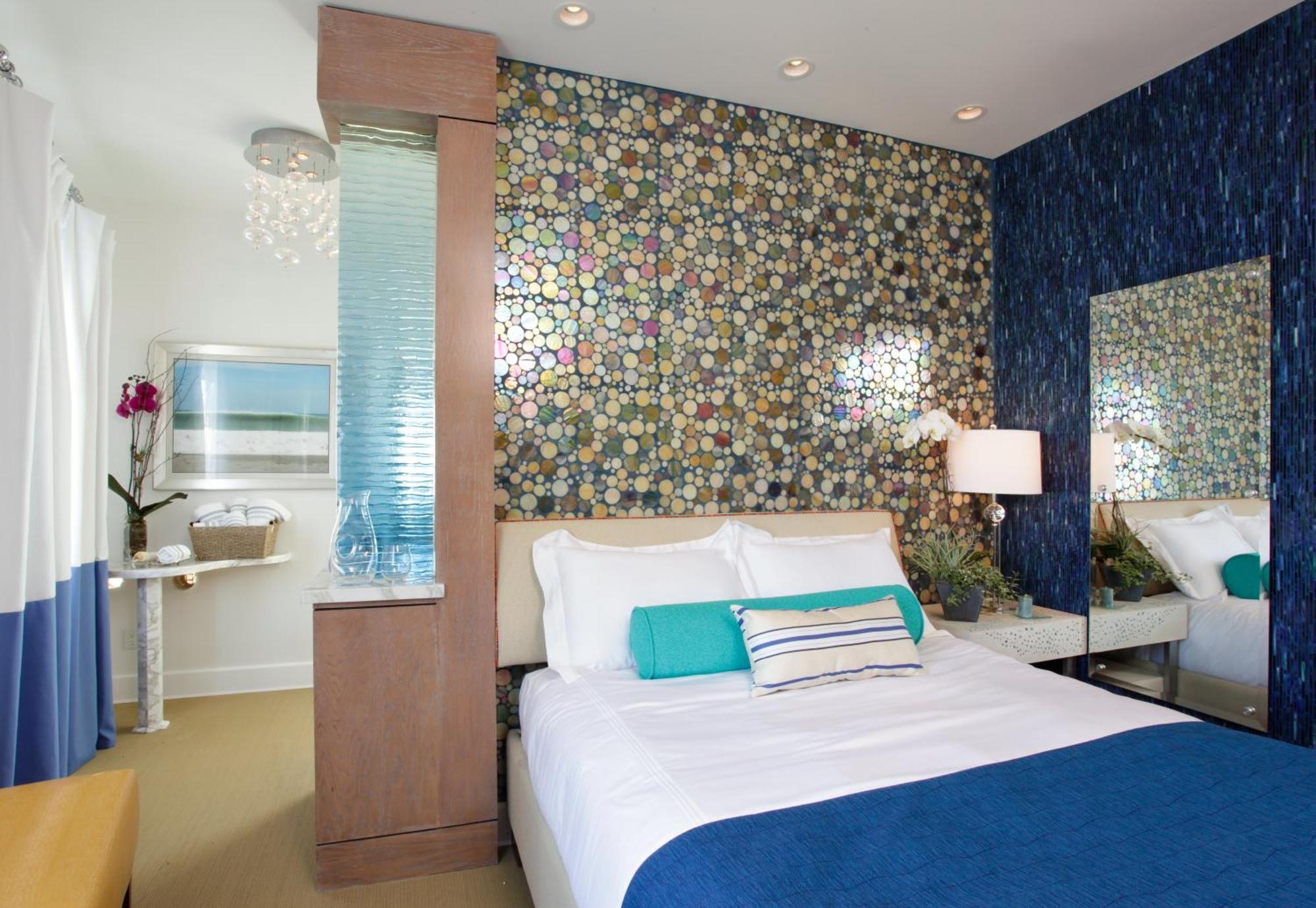 Surf Themed Queen Room