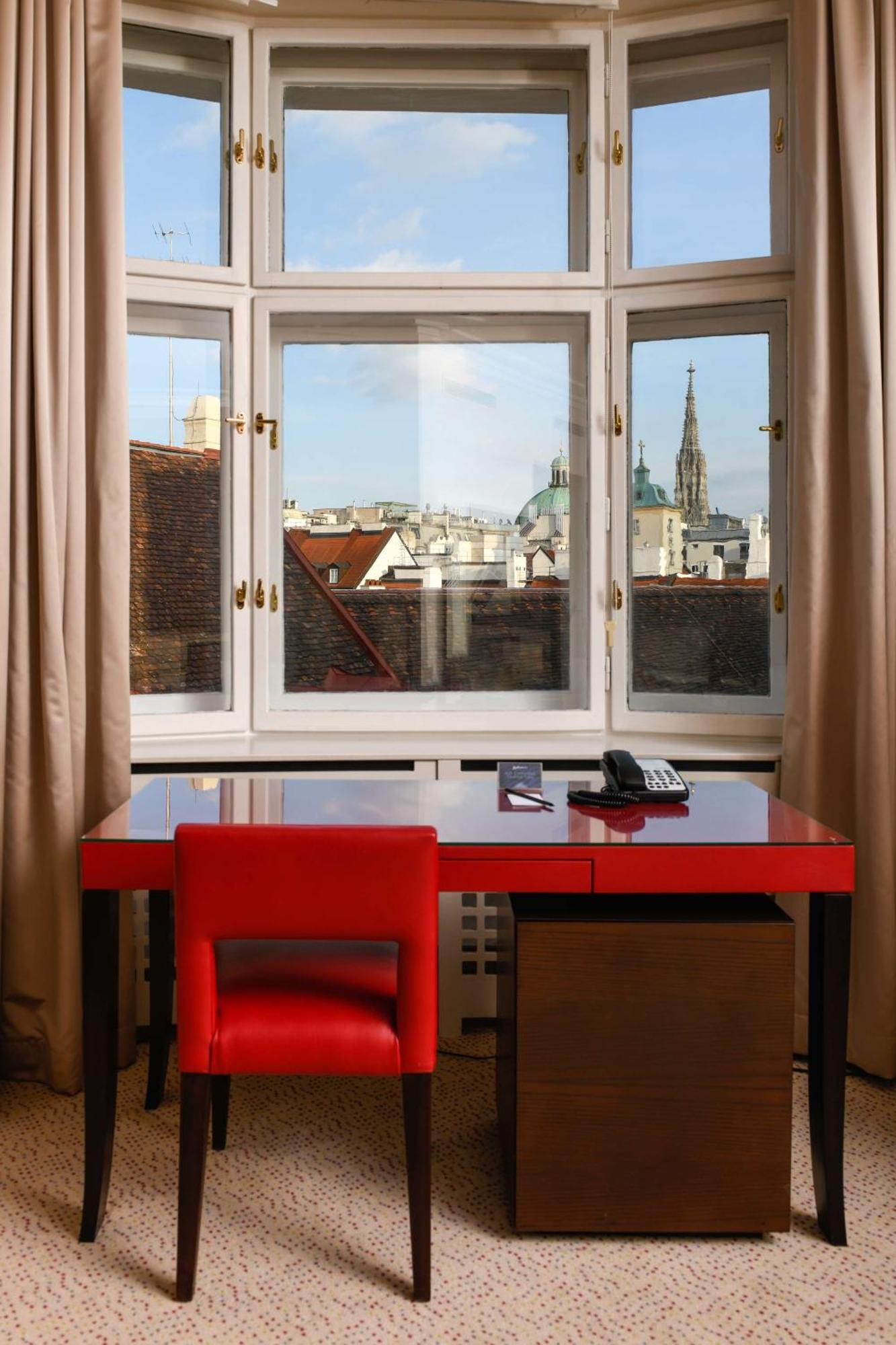 Junior Suite City View