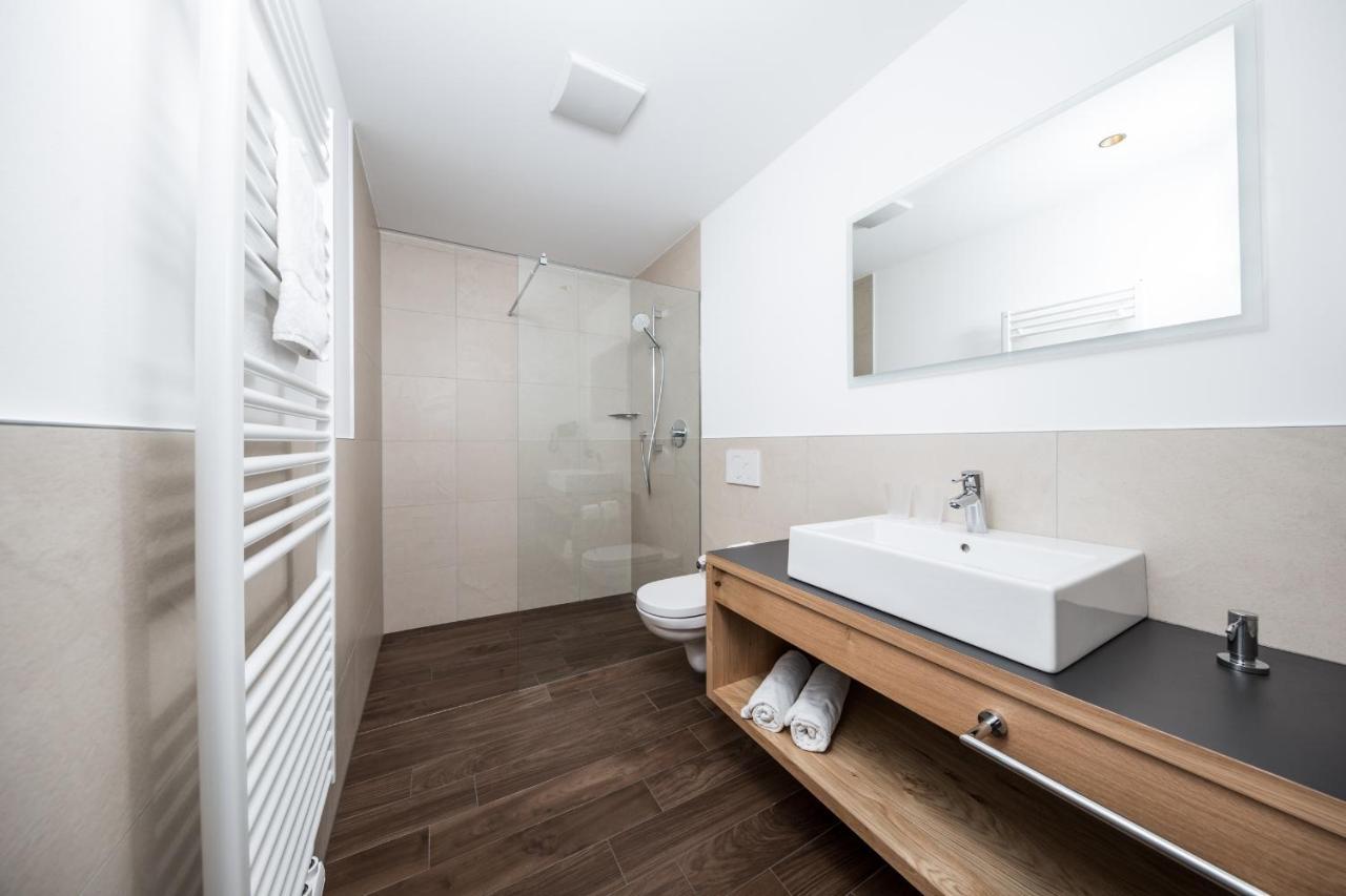 Double Room,1479969089:JPEG