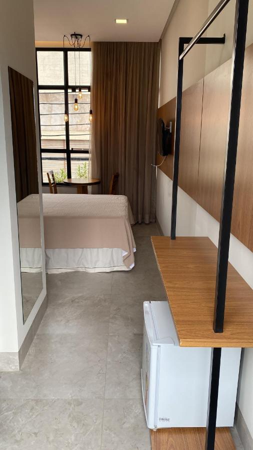 Quarto com Cama de Casal ou 2 de Solteiro