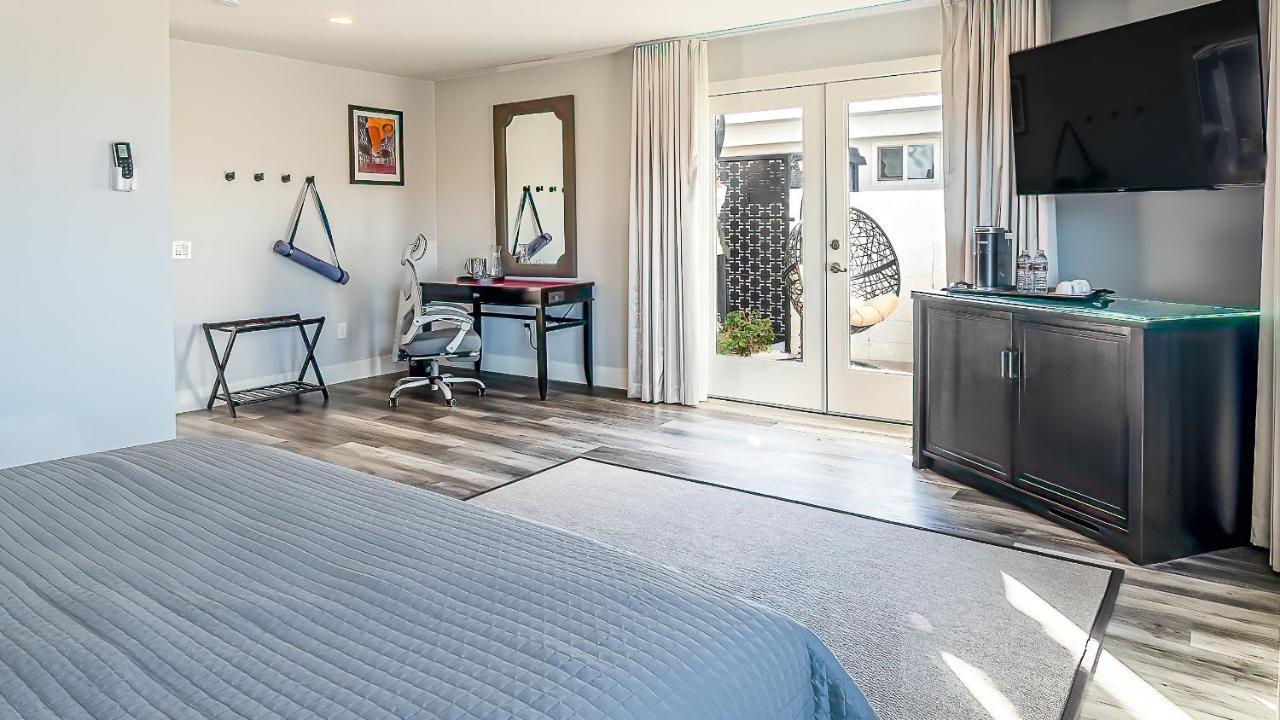 Double Room with Patio