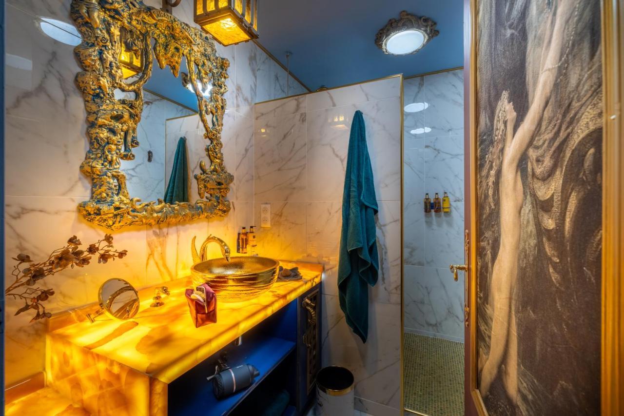 Prestige Suite Commodore