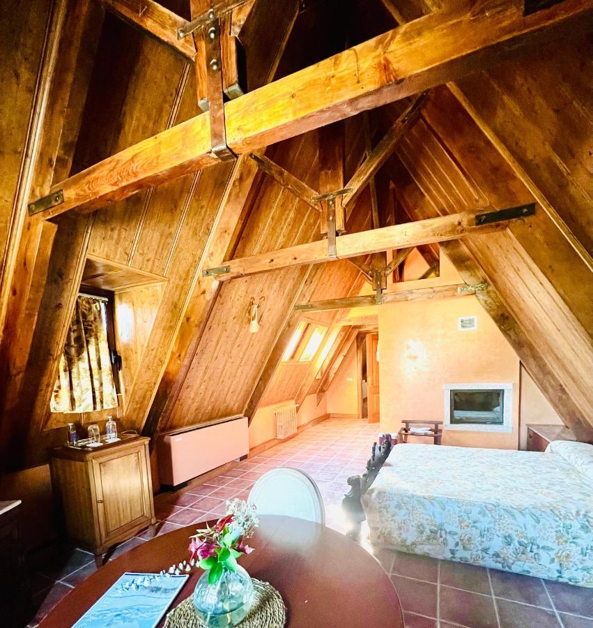Superior Double Room,1483239773:JPEG