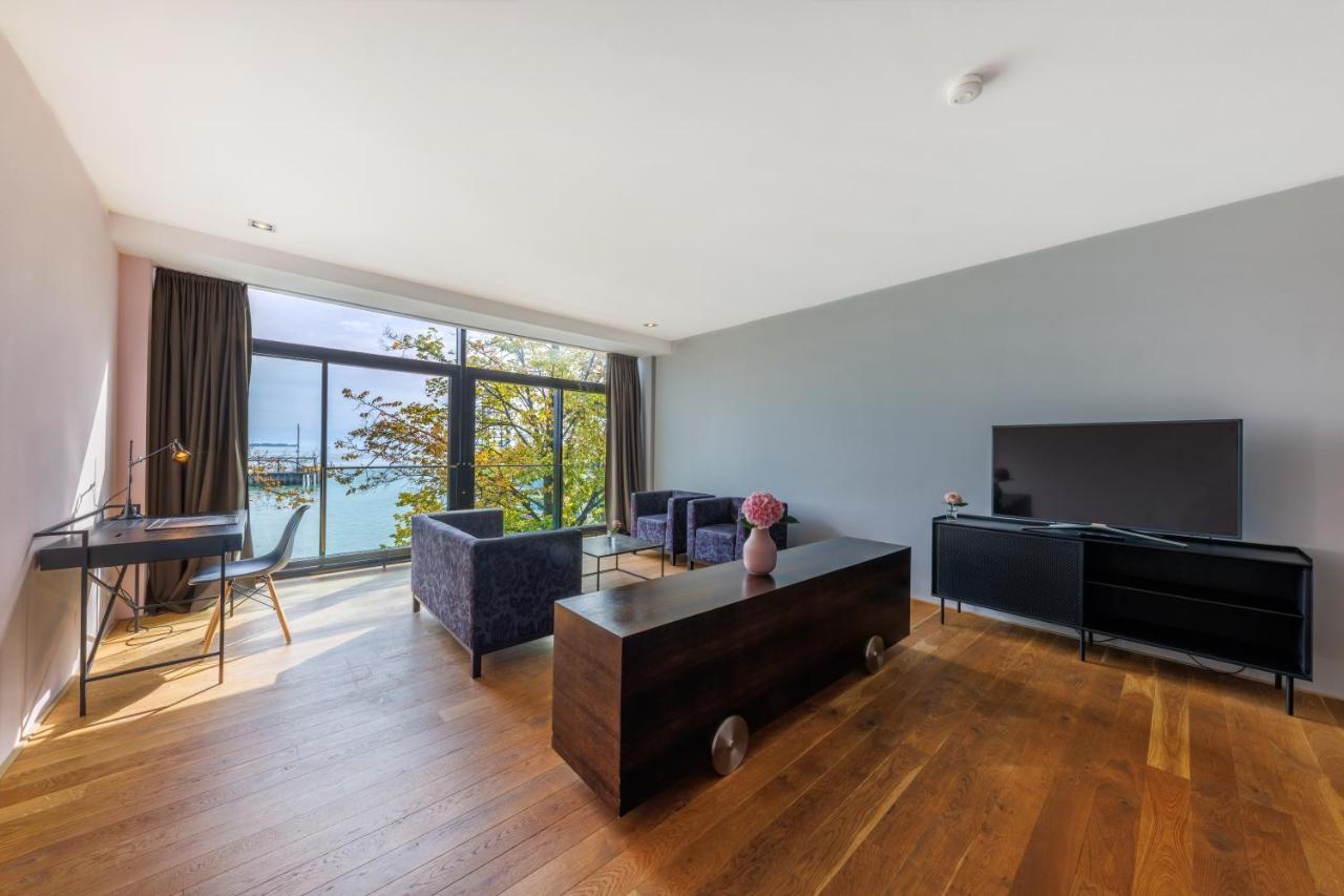 Deluxe Double Room Lake View
