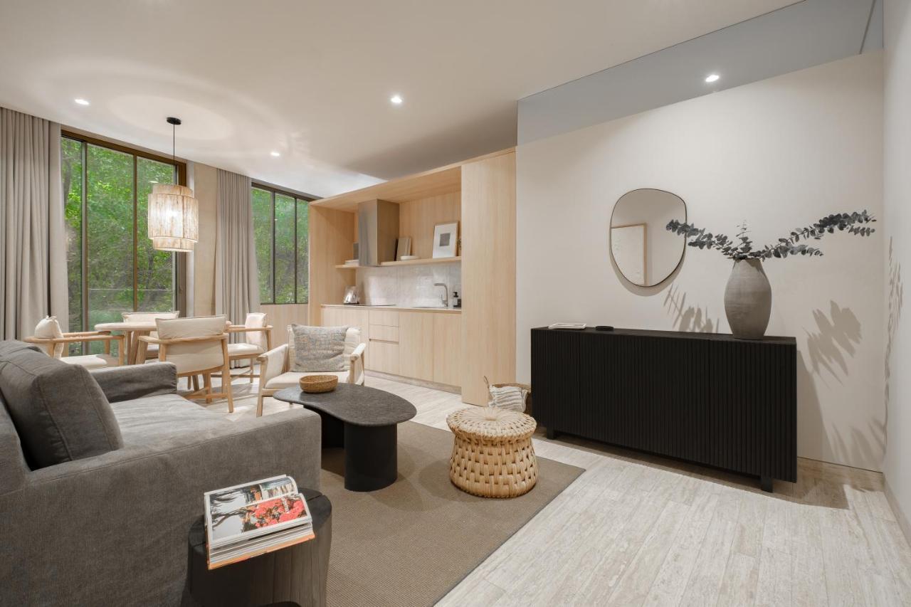 Standard Apartment,1589064601:JPEG