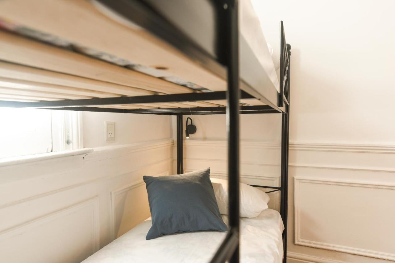Bed 4-Bed Female Dormitory Room
