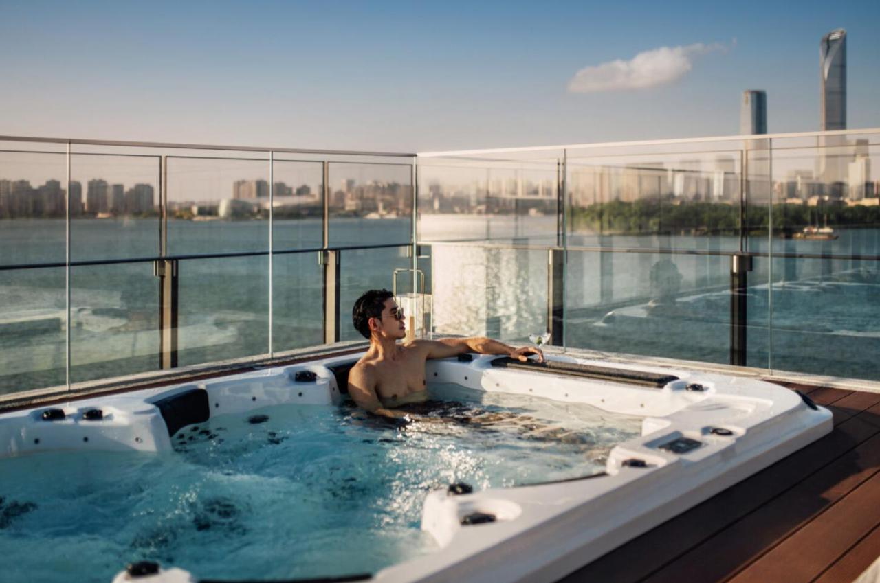 Penthouse Suite