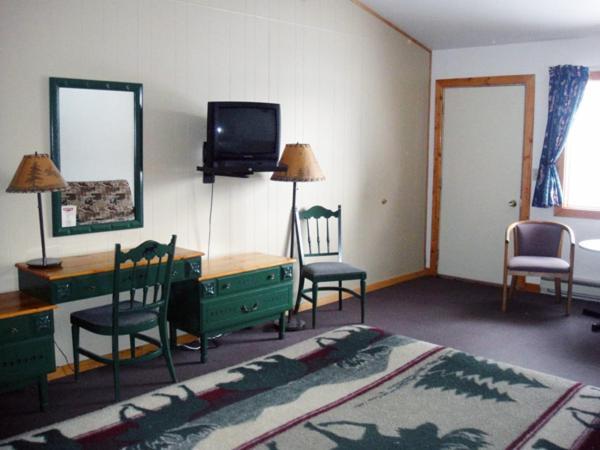 Queen Room Two Queen Beds