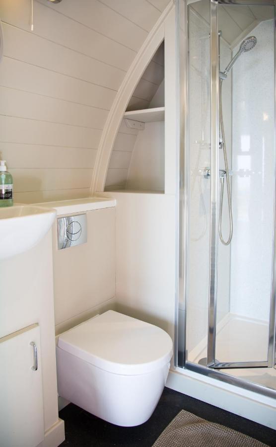 Superior Ensuite Glamping Pod Hot Tub Pet Friendly